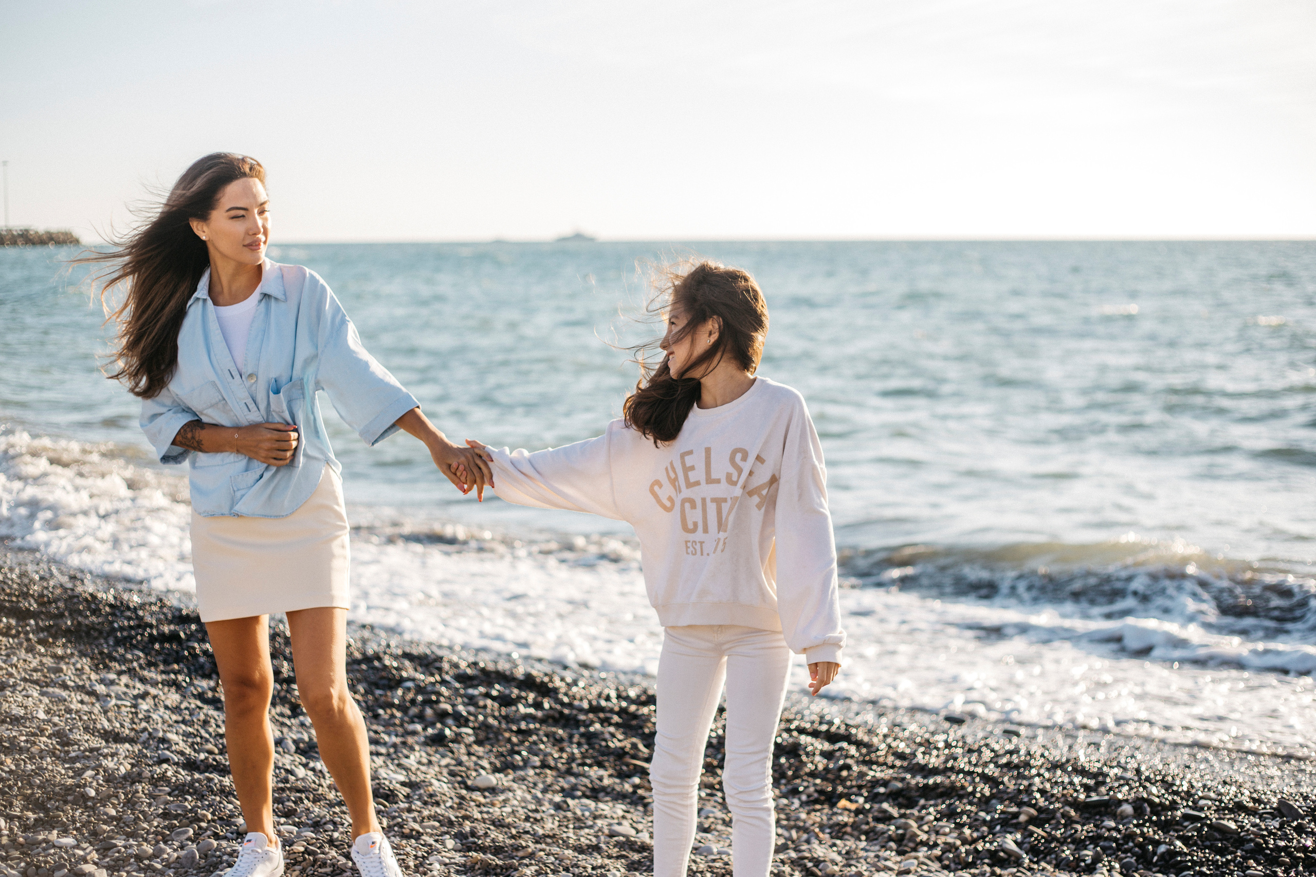 Анастасия и Ника @anastasiamiau. Семейный фотограф Валентина Качур в Сочи