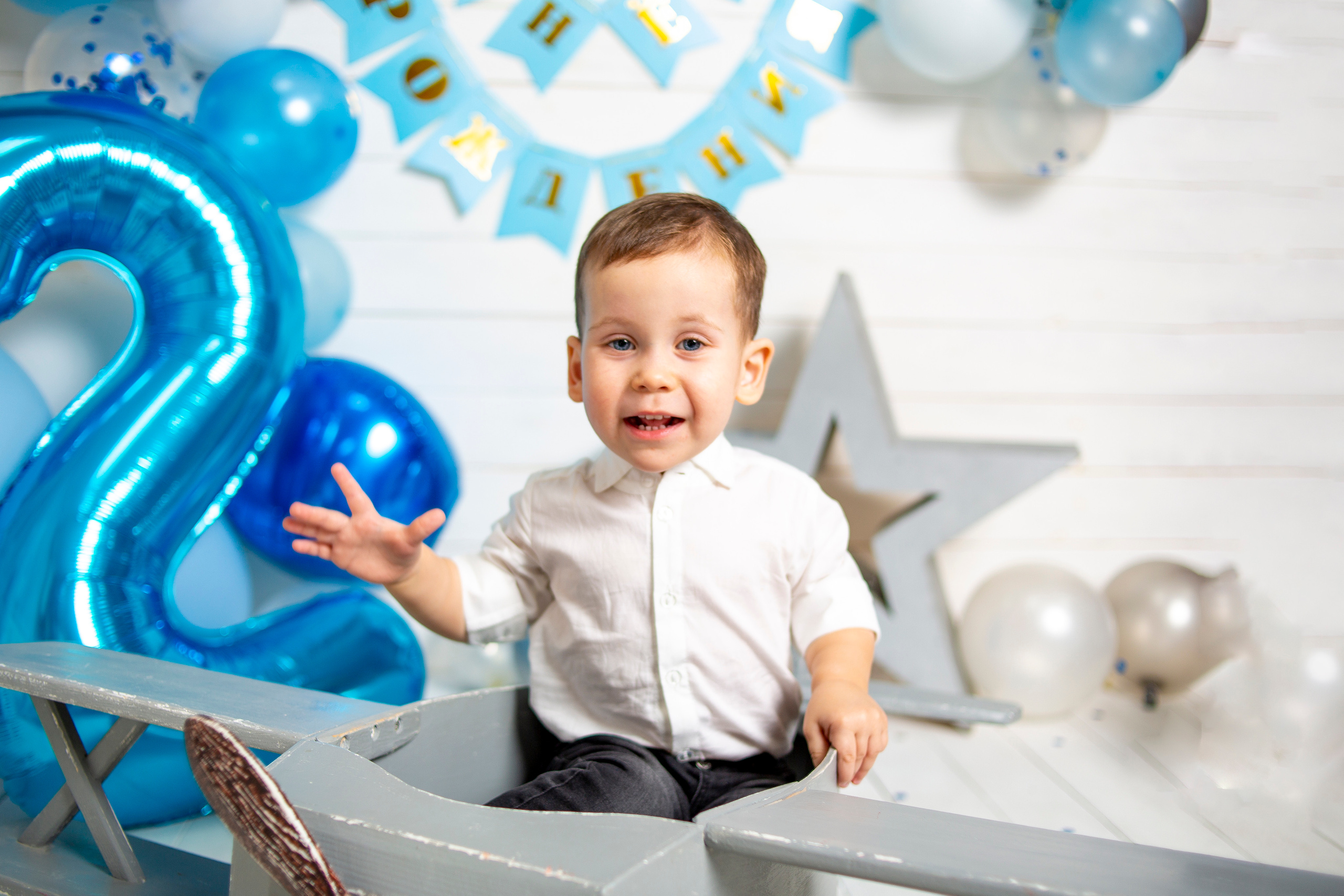 Гордей @vlasova_anna261094 в детской фотостудии @bambino_fotostudio_sochi. Семейный фотограф Валентина Качур в Сочи