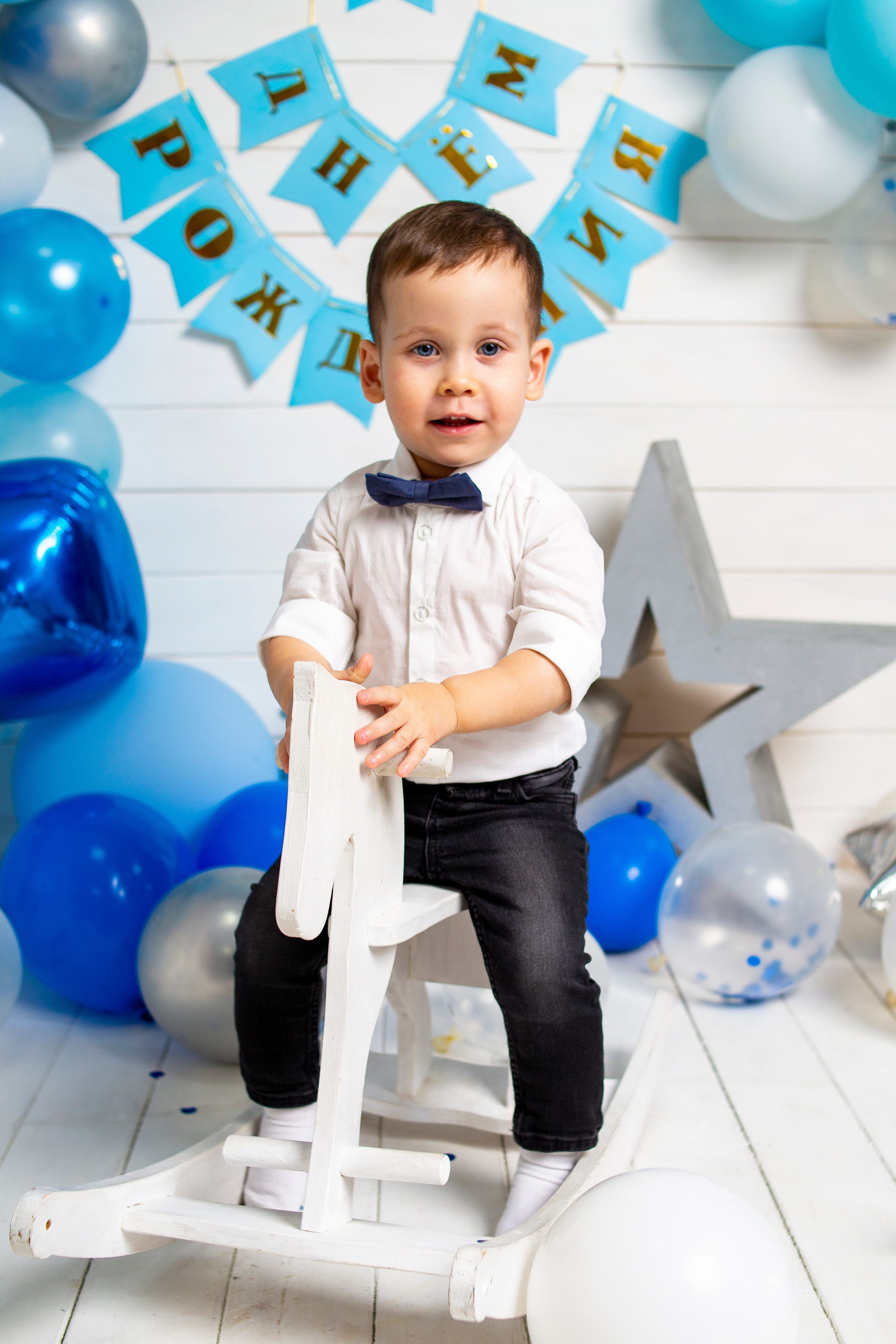 Гордей @vlasova_anna261094 в детской фотостудии @bambino_fotostudio_sochi. Семейный фотограф Валентина Качур в Сочи