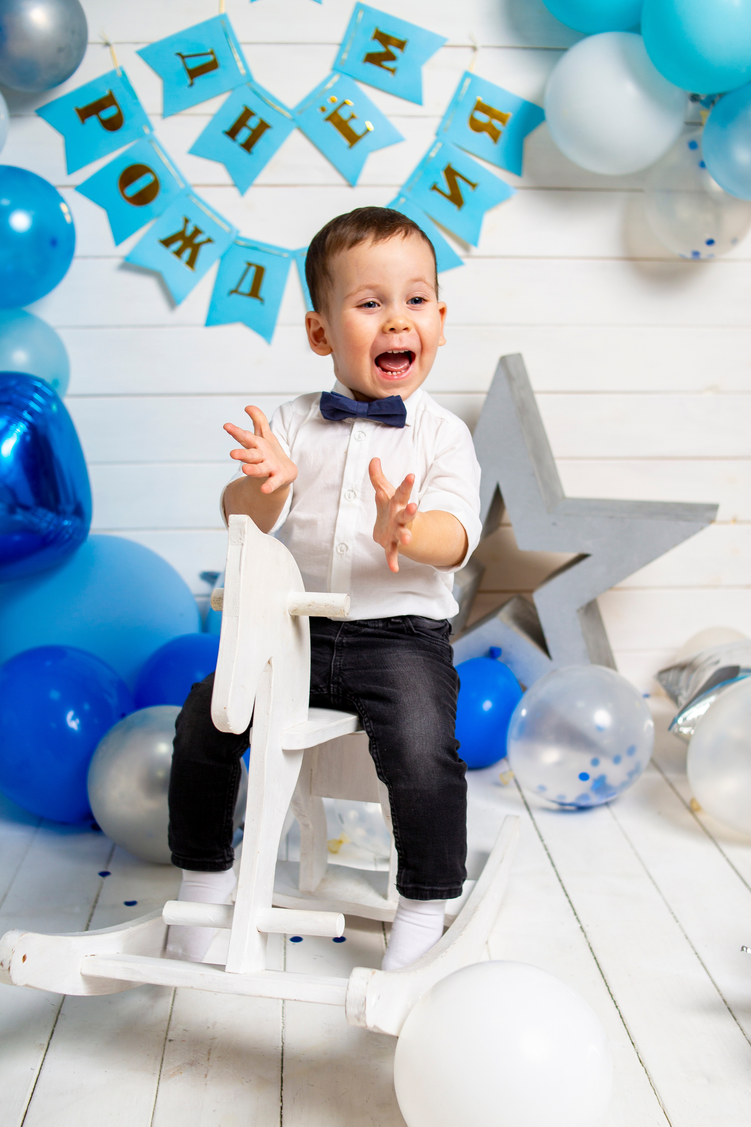 Гордей @vlasova_anna261094 в детской фотостудии @bambino_fotostudio_sochi. Семейный фотограф Валентина Качур в Сочи