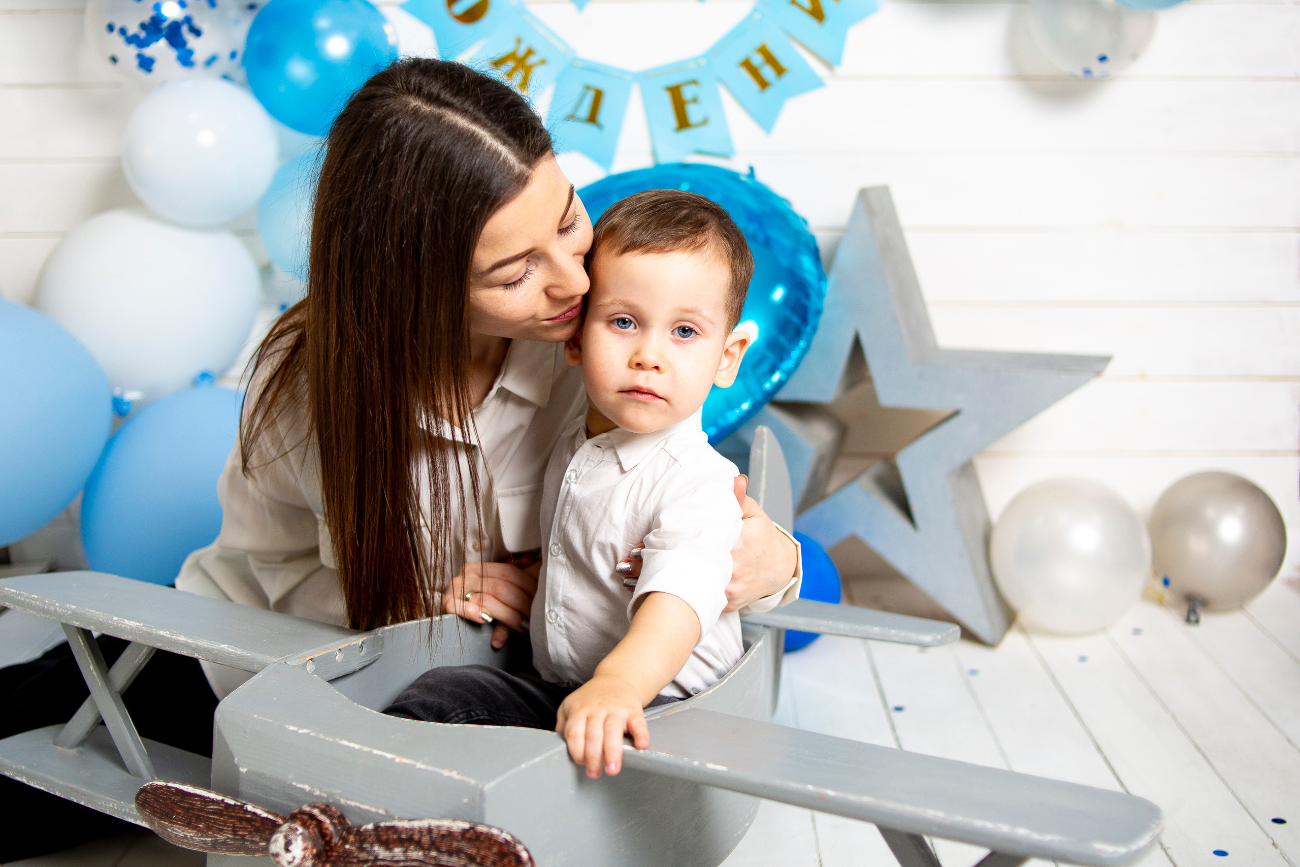 Гордей @vlasova_anna261094 в детской фотостудии @bambino_fotostudio_sochi. Семейный фотограф Валентина Качур в Сочи