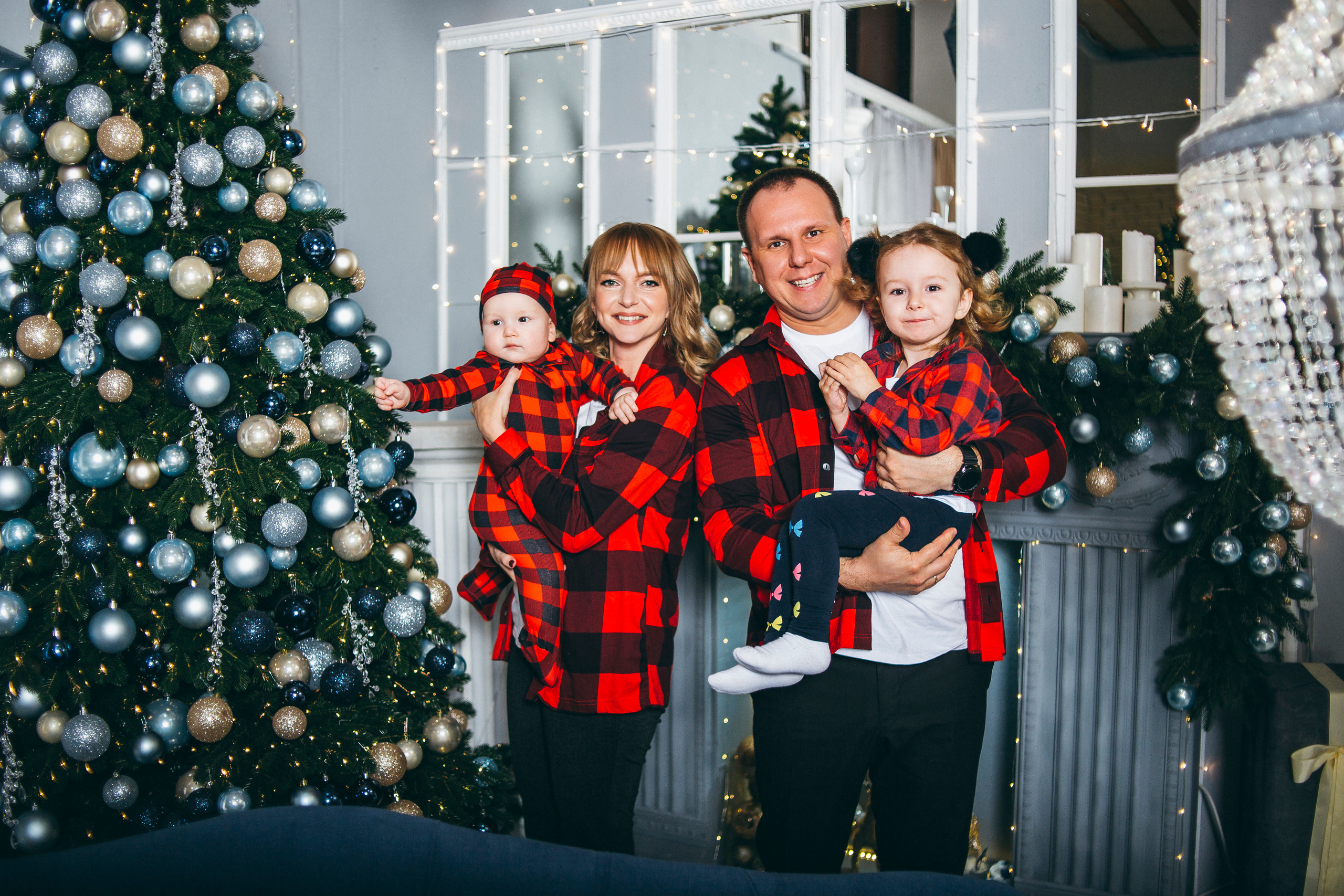 Новогодняя в фотостудии Лица (Гагарина 78). Семейный фотограф Валентина Качур в Сочи