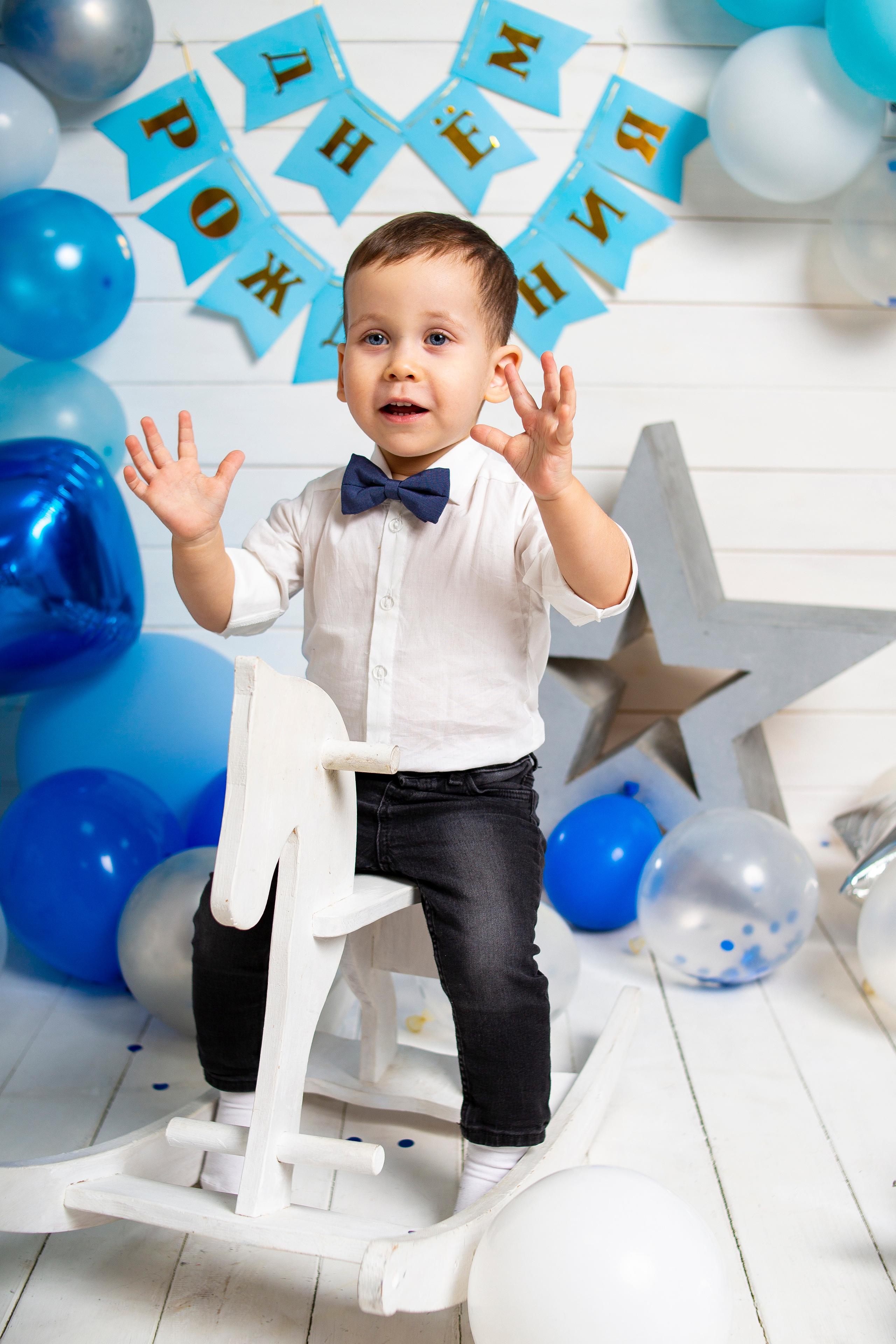 Гордей @vlasova_anna261094 в детской фотостудии @bambino_fotostudio_sochi. Семейный фотограф Валентина Качур в Сочи