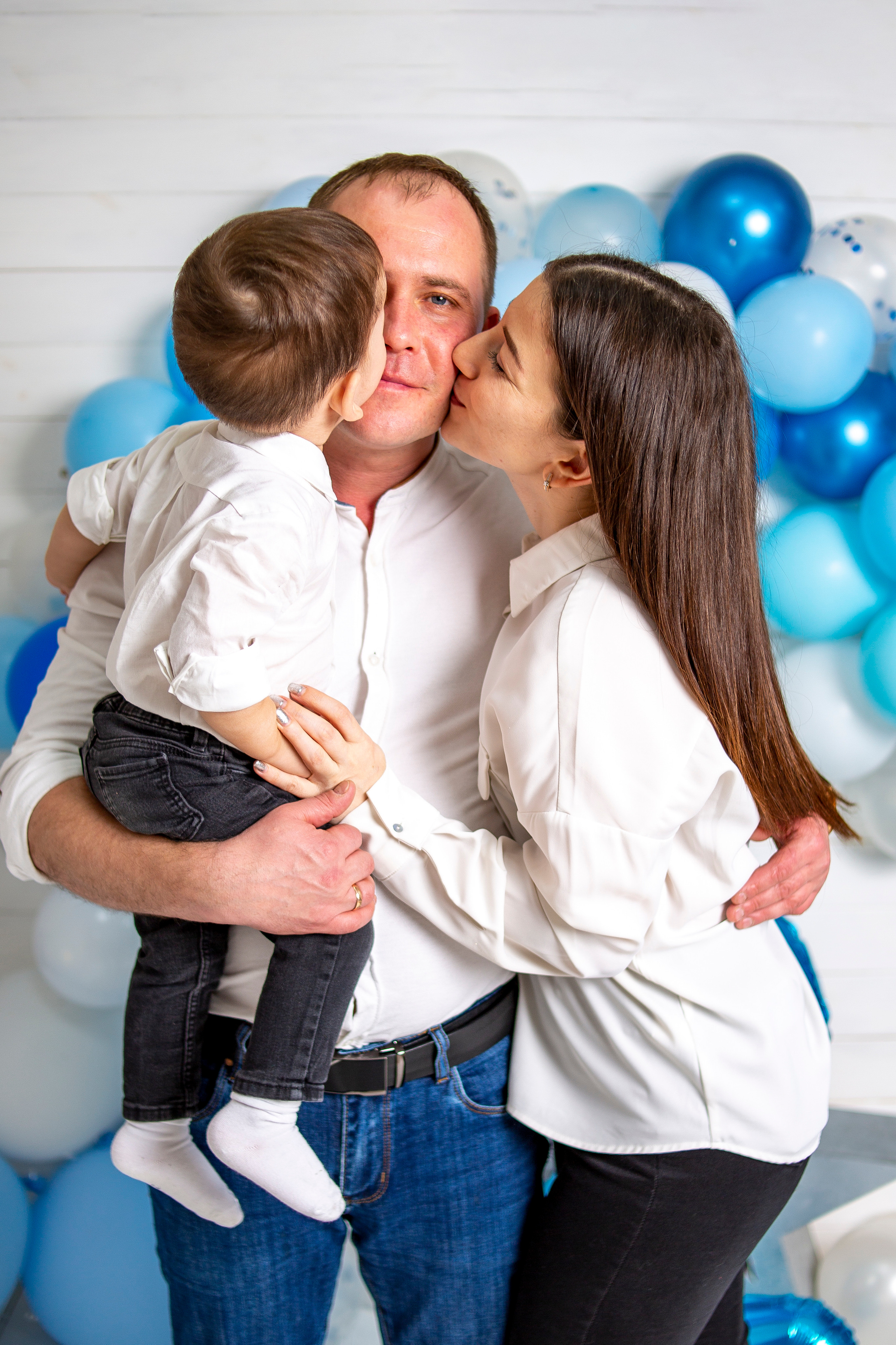 Гордей @vlasova_anna261094 в детской фотостудии @bambino_fotostudio_sochi. Семейный фотограф Валентина Качур в Сочи