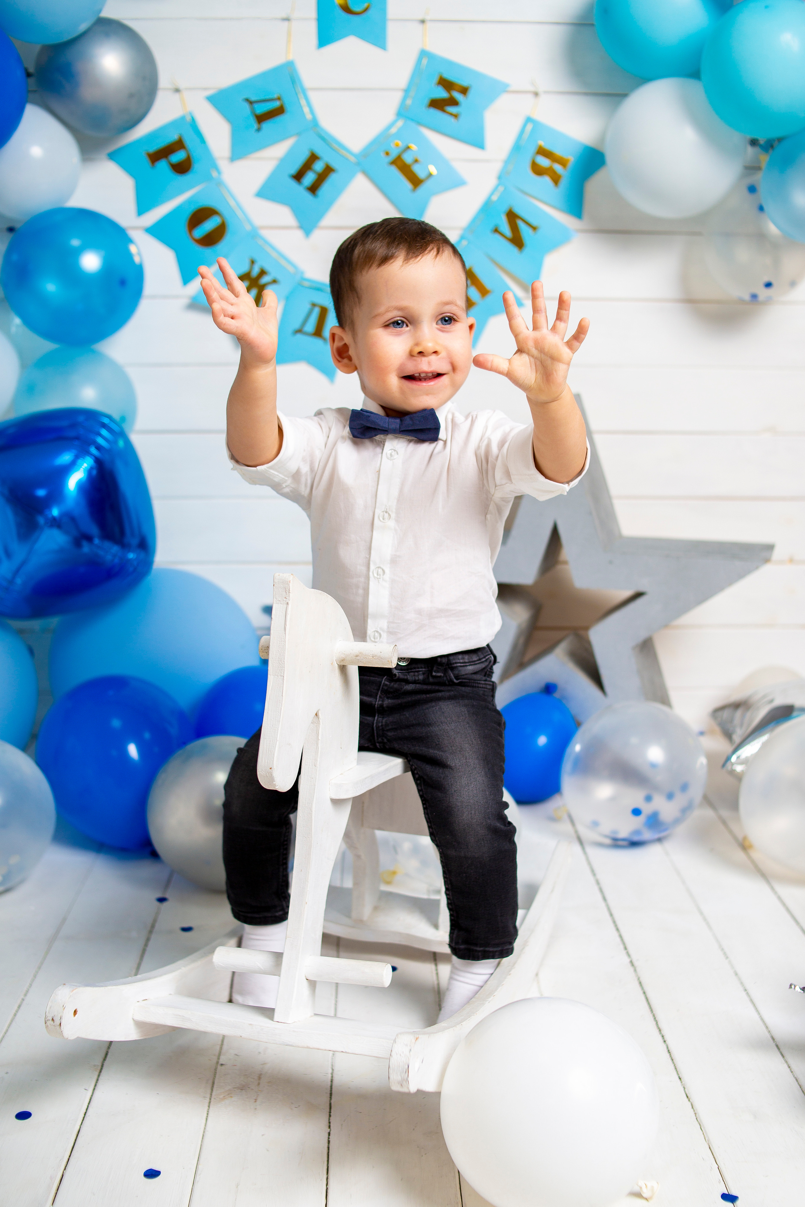 Гордей @vlasova_anna261094 в детской фотостудии @bambino_fotostudio_sochi. Семейный фотограф Валентина Качур в Сочи