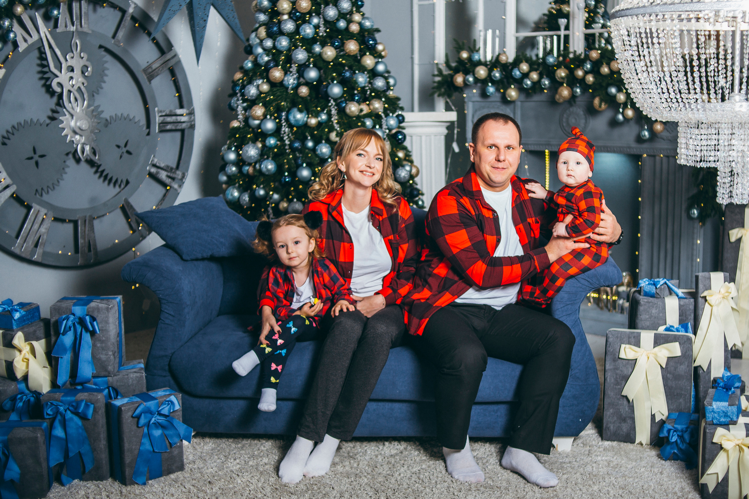 Новогодняя в фотостудии Лица (Гагарина 78). Семейный фотограф Валентина Качур в Сочи