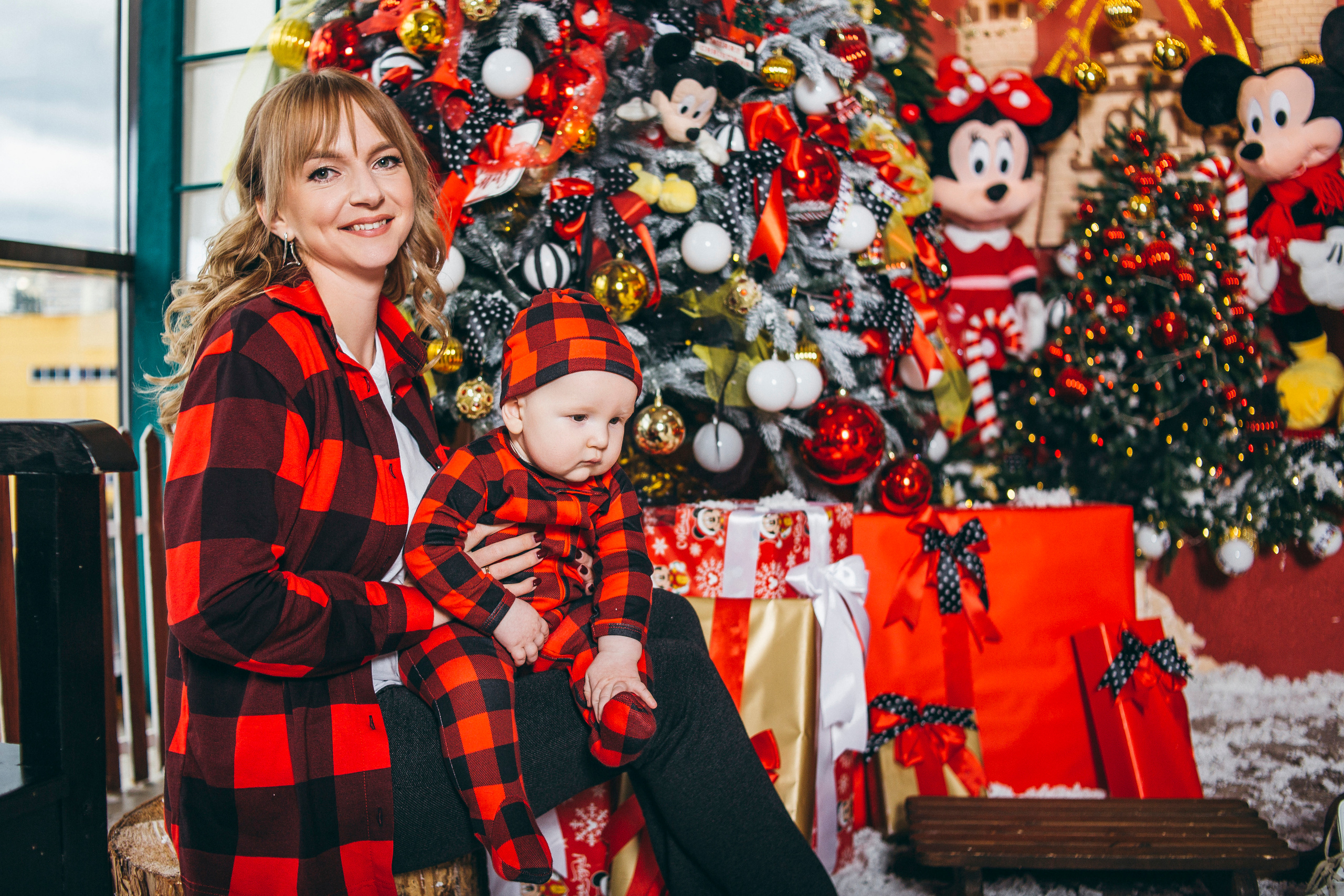 Новогодняя в фотостудии Лица (Гагарина 78). Семейный фотограф Валентина Качур в Сочи