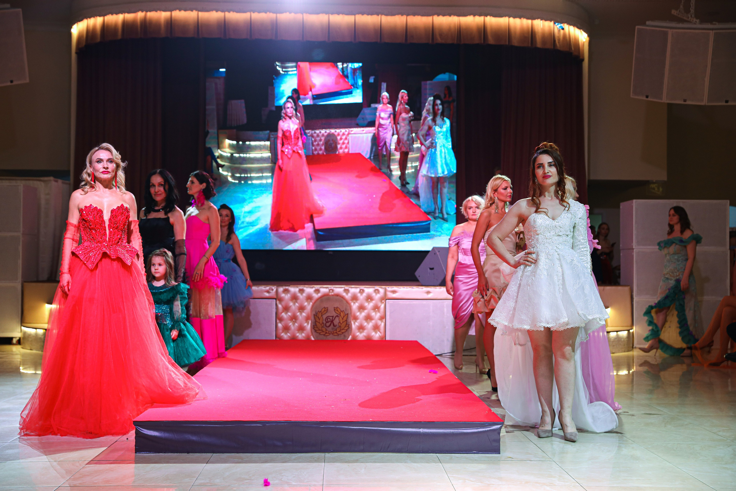 Показ российских дизайнеров и бренда Viktoria Lav. Photographer Viktoriya Markushina «My world throug»