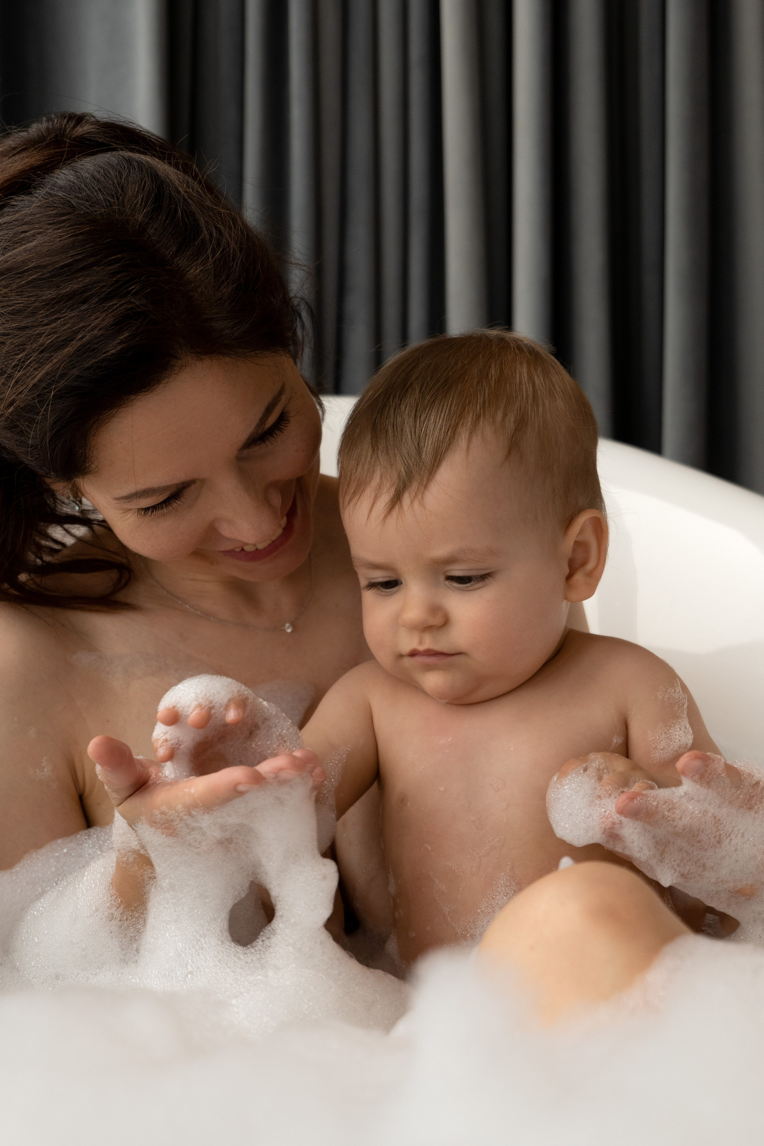 Мама и малыш «Повседневность». Фотограф видеограф Ольга Василевская