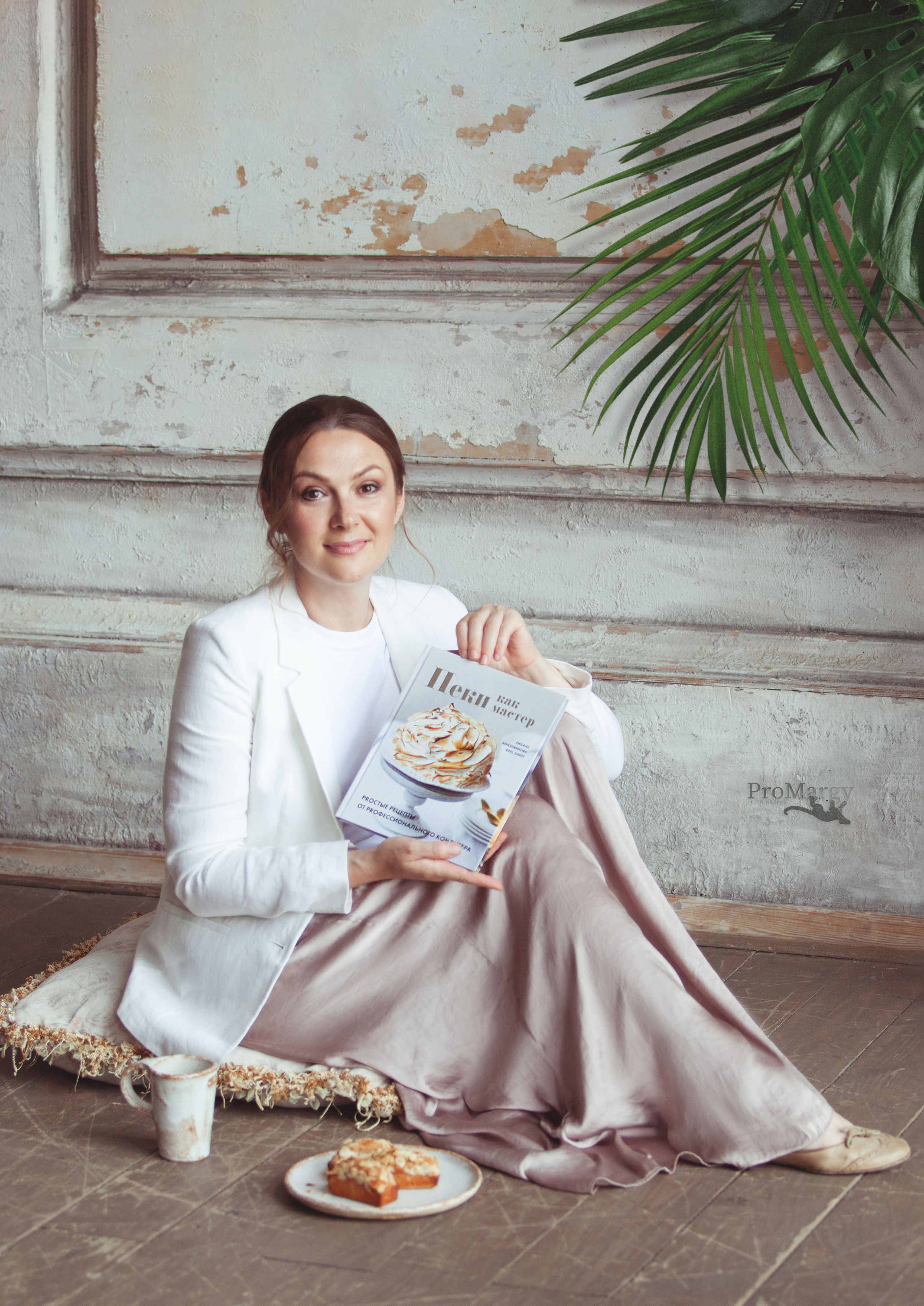 Оксана презентация книги (бизнес портрет). Фотограф и ретушер Маргарита Павлюк Москва