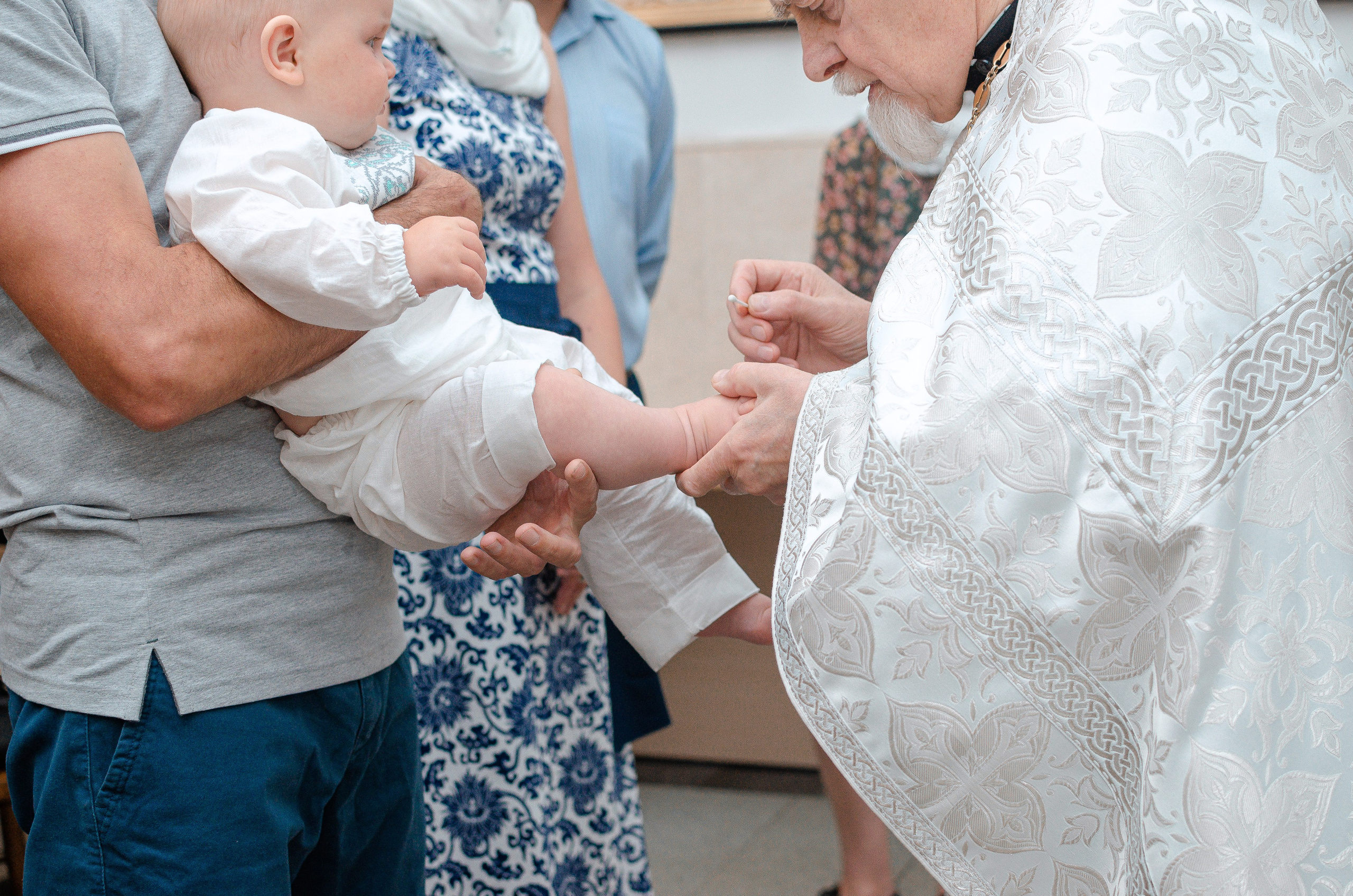 Крещение Марка в хр.Марии Магдалены. Семейный фотограф на выписку из роддома и крещение Минск Настя Гришук