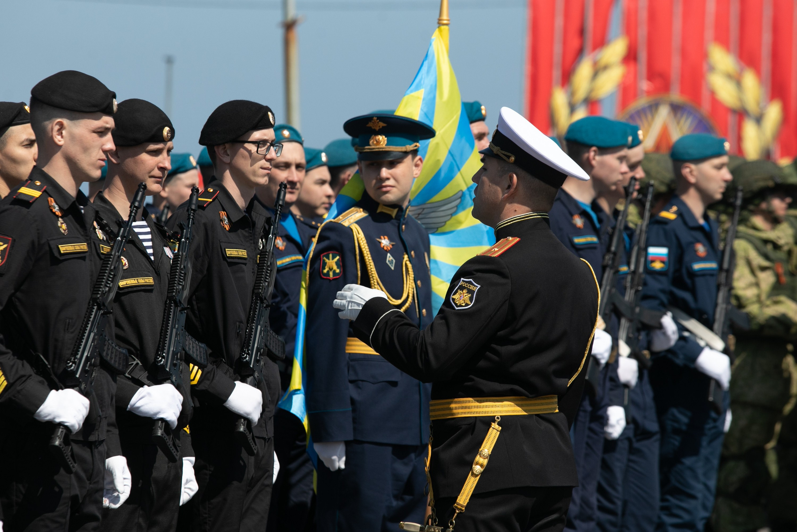 Парад Победы о. Итуруп. Фотограф Анна Сорокина