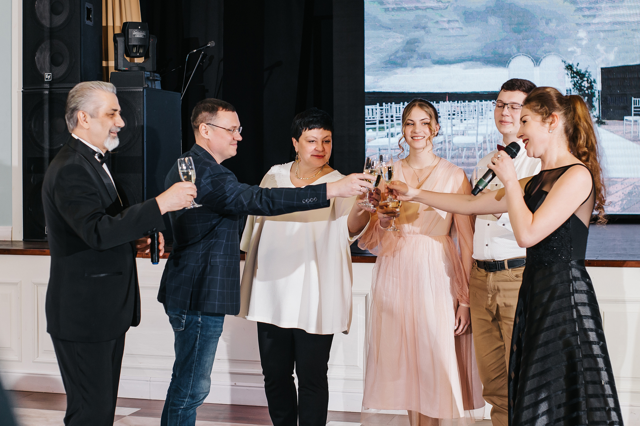 Wedding day 2023 в загородном клубе «Белая Лошадь». Свадебный и портретный фотограф Летавина Наталия. Екатеринбург