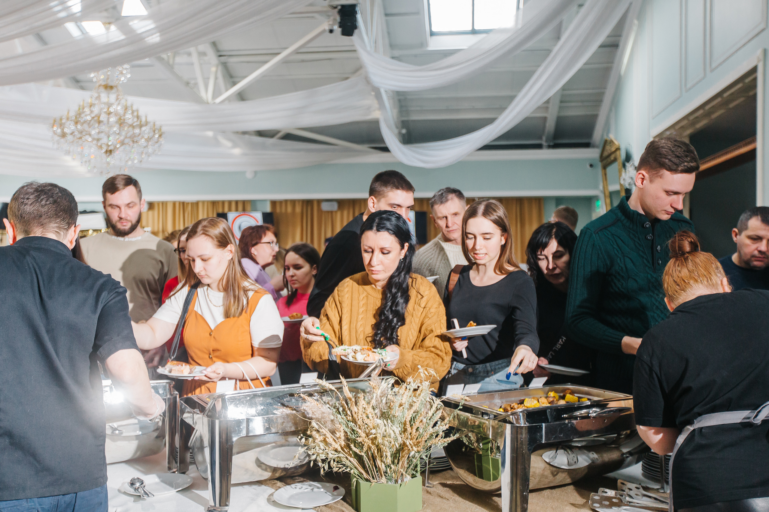 Wedding day 2023 в загородном клубе «Белая Лошадь». Свадебный и портретный фотограф Летавина Наталия. Екатеринбург