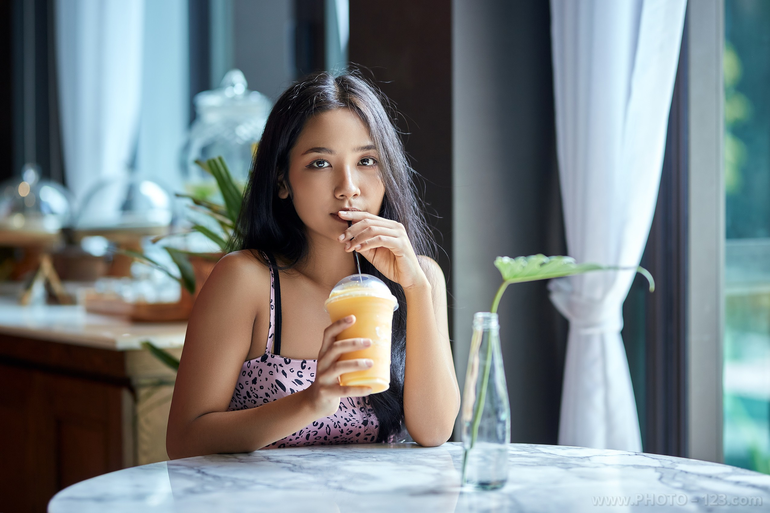 Mimee (18+). Photographer, Retoucher & Graphic Designer @photo123pro