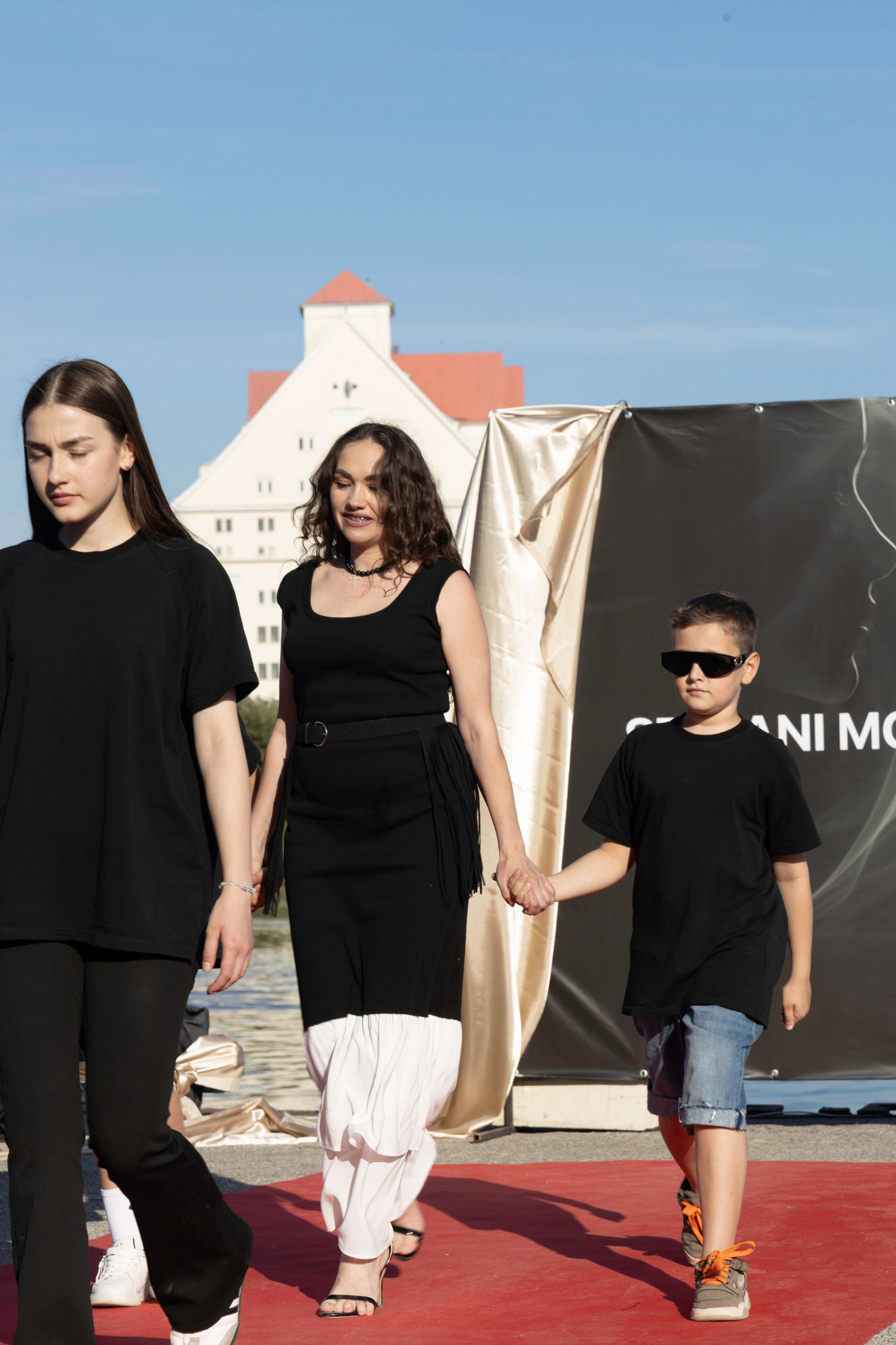 Открытие «FISUN | MIRAM Brand». Olya Posnimay