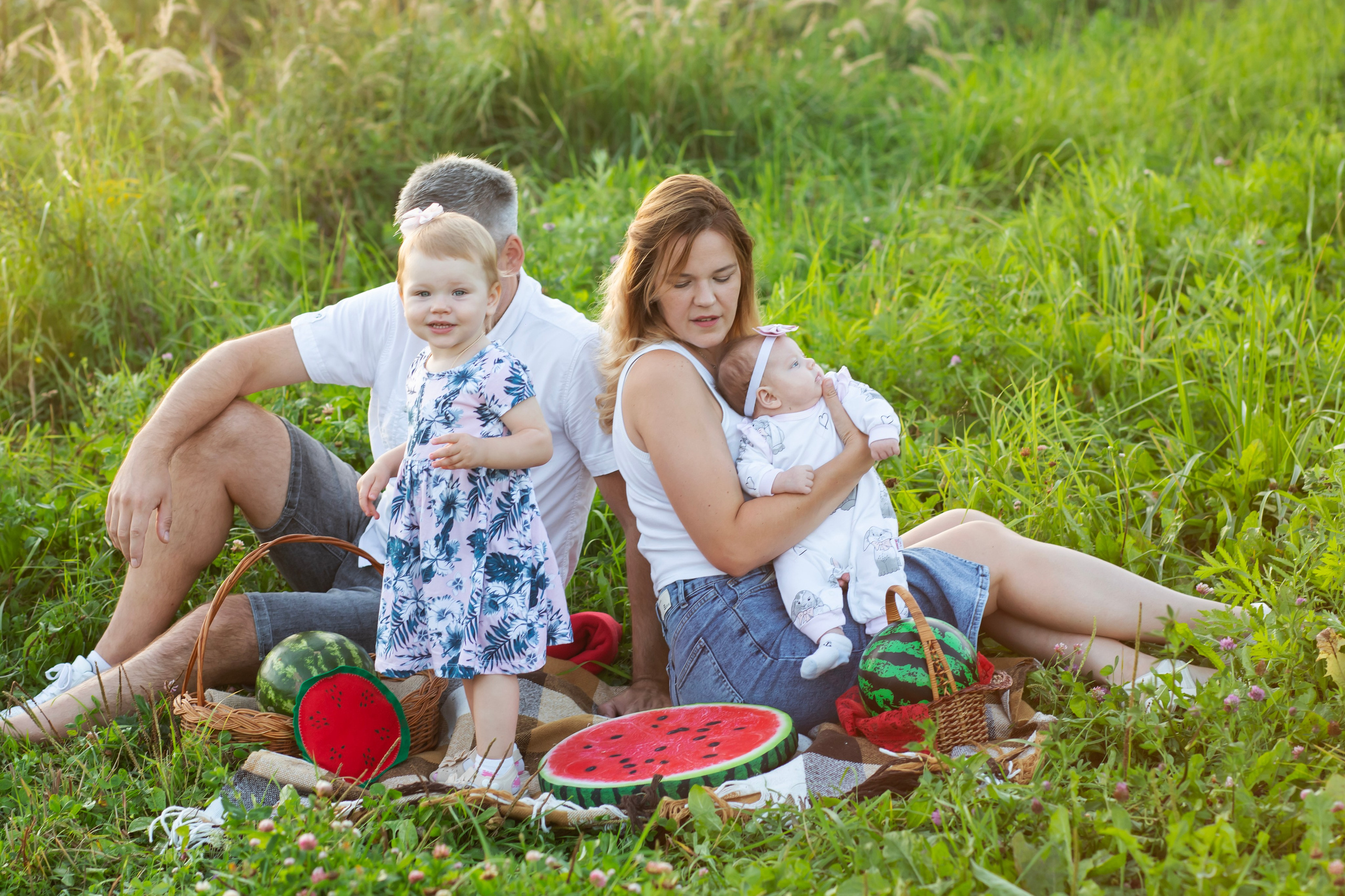 В поле…. Семейный и детский фотограф в Москве и МО — Александра