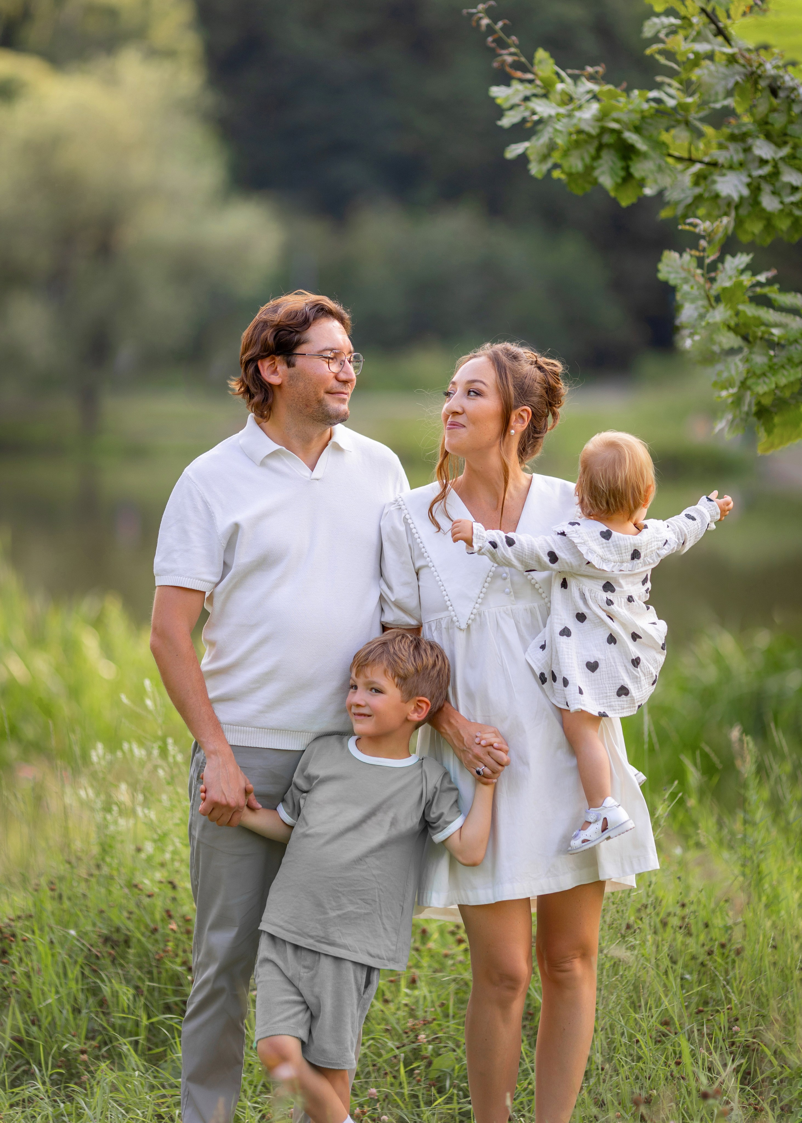 Гузель, Ренат, Тимур и Камилла. Семейный фотограф В Москве Александра Дейкун