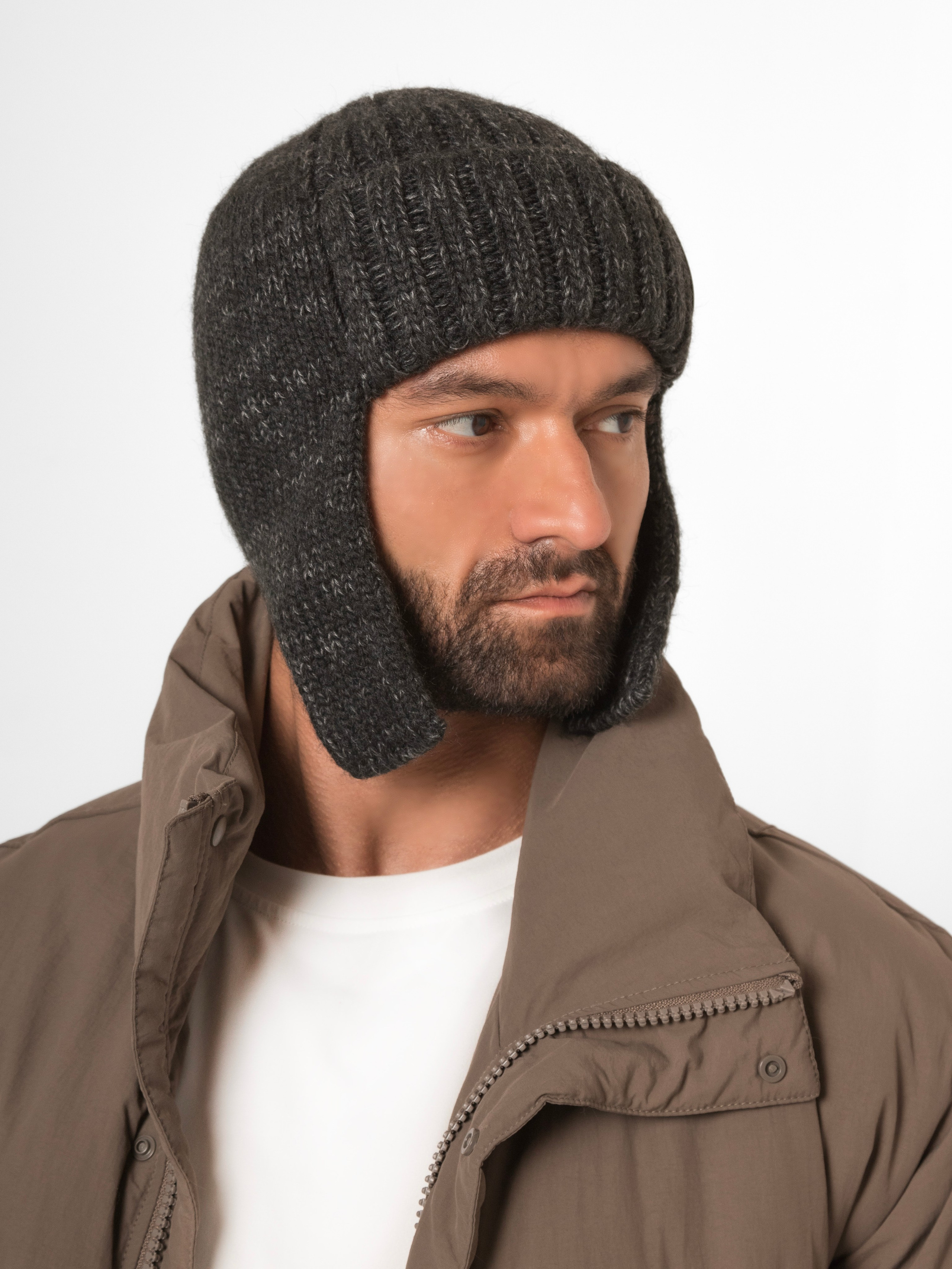 Шапки мужские. Фотостудия для Wildberries Ozon