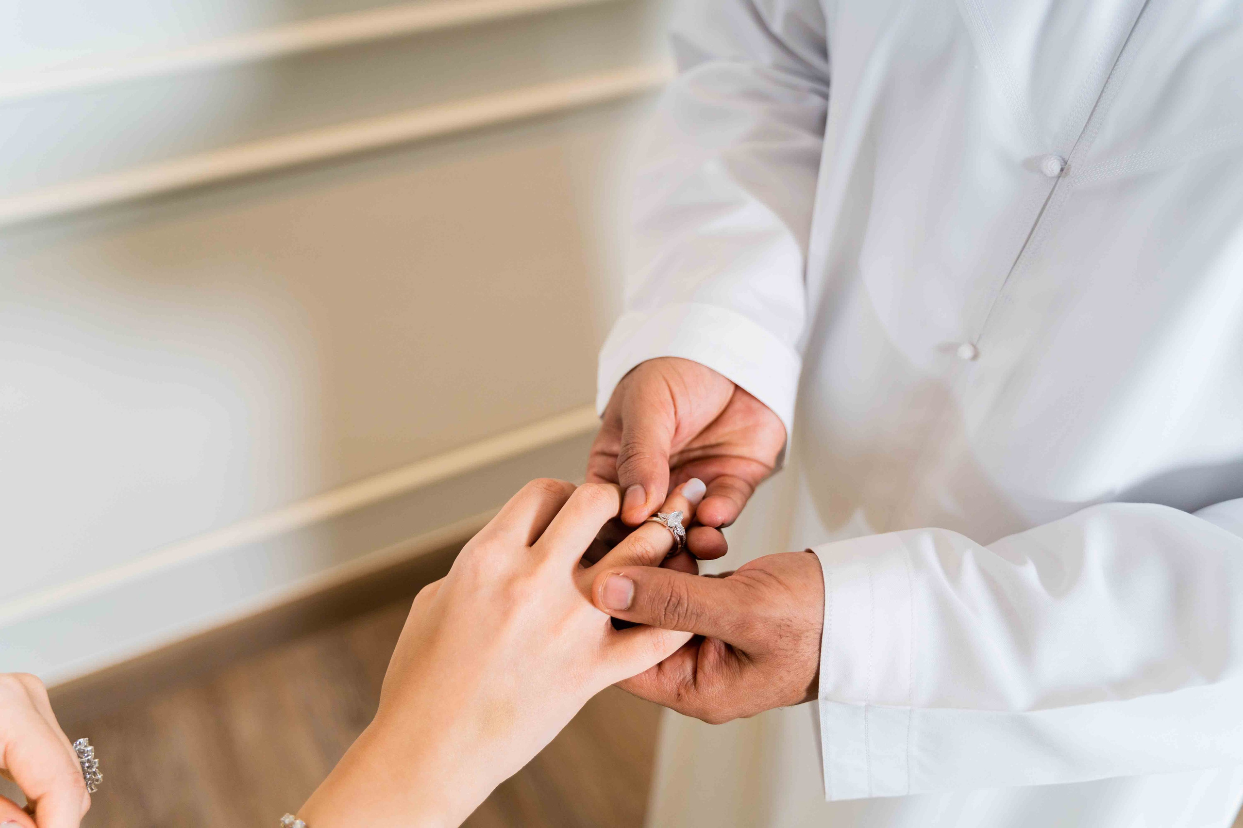 Арабская скромная помолвка дома (приватность на женские лица). Фотограф и видеограф в Москве и Абу Даби Мария Кулагина