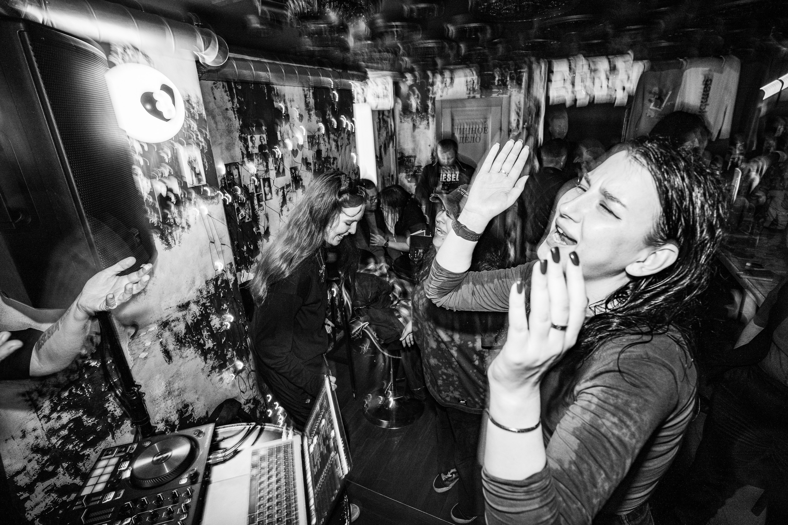 Бар разбитых сердец. Last summer party. Концертный и репортажный фотограф в Санкт-Петербурге Слава Пахомов