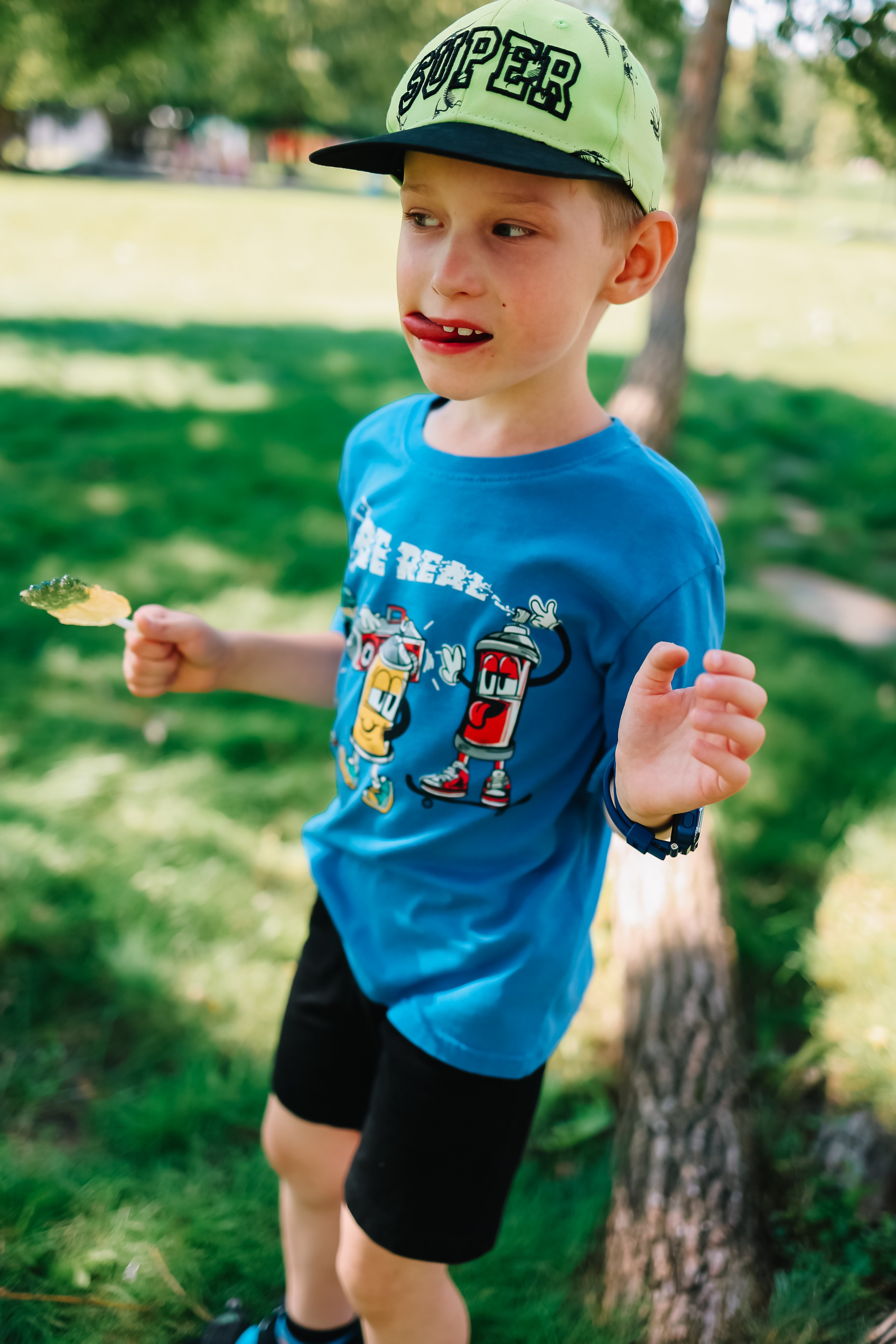 алёна малахова фотограф новосибирск семейный детский домашняя фотосессия в новосибирске день рождения репортажная съёмка фотосессия с лошадьми на конюшне деревня алтай  на природе фотосессия в детском саду мама и сын