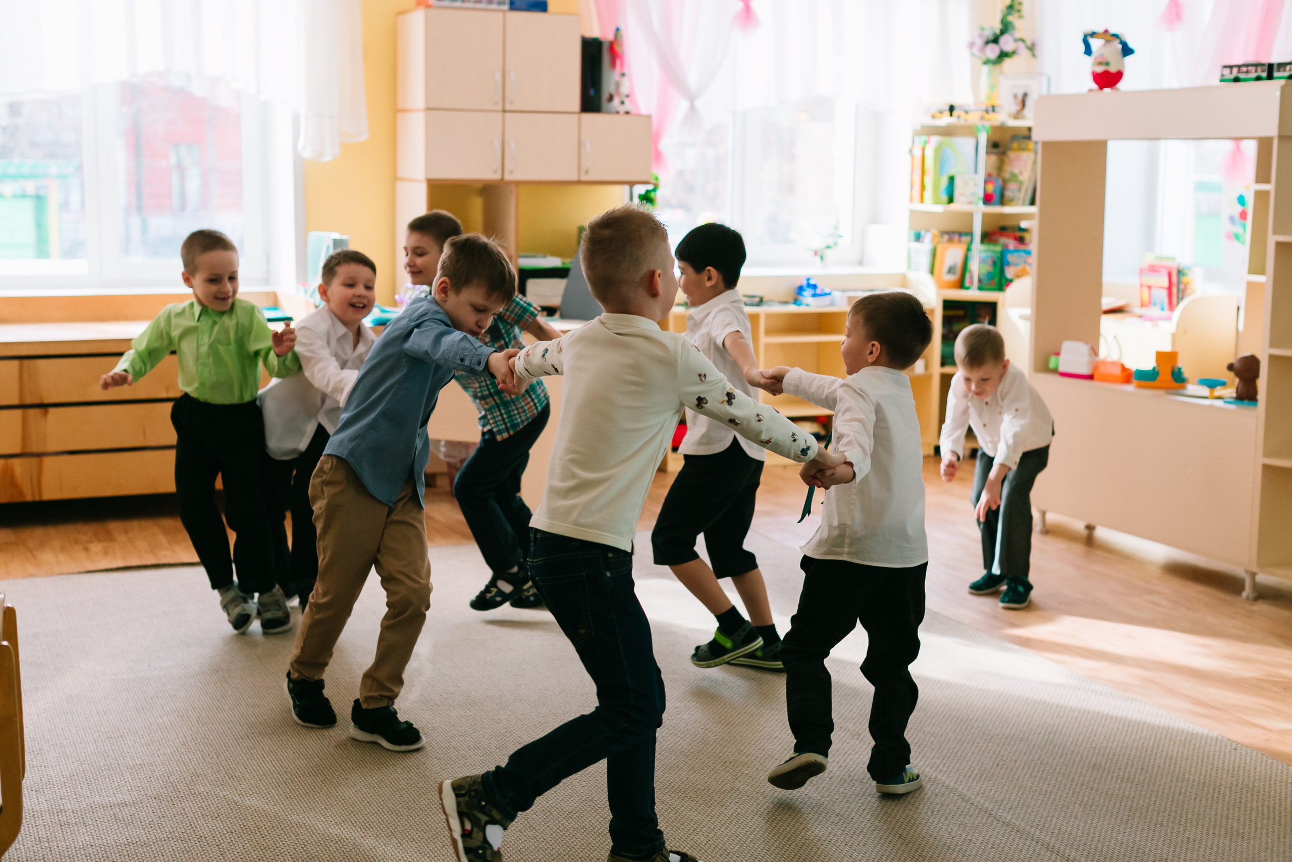 алёна малахова фотограф новосибирск семейный детский домашняя фотосессия в новосибирске день рождения репортажная съёмка фотосессия с лошадьми на конюшне деревня алтай  на природе фотосессия в детском саду мама и сын предложение руки и сердца идея  помолвка фотосессия берег закат детский день рождения годик торт аниматор лофт игровая продолжение следует prodoljenie_sleduet_  корпоратив тимбилдинг первоклашка линейка 