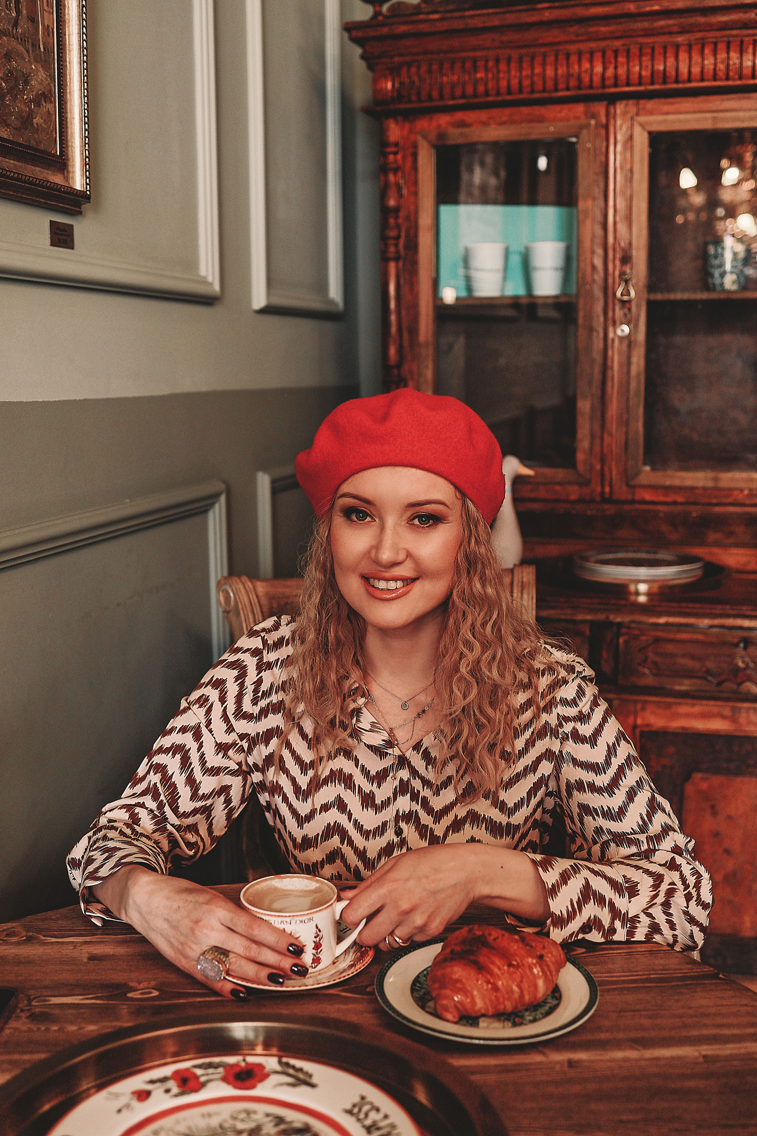 Съемка в кафе Gucci. Иванова Ирина Свадебный и семейный фотограф г. Уфа