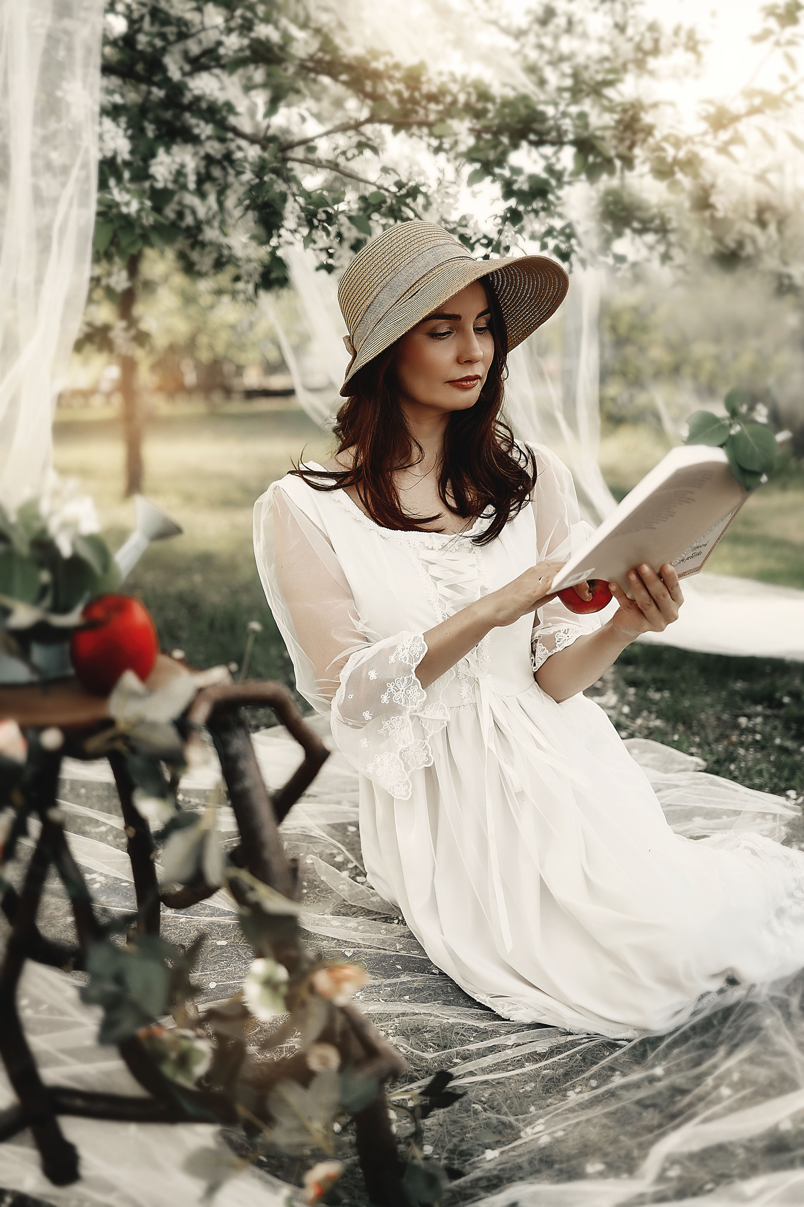 Фотосессия в цветении. Иванова Ирина Свадебный и семейный фотограф г. Уфа