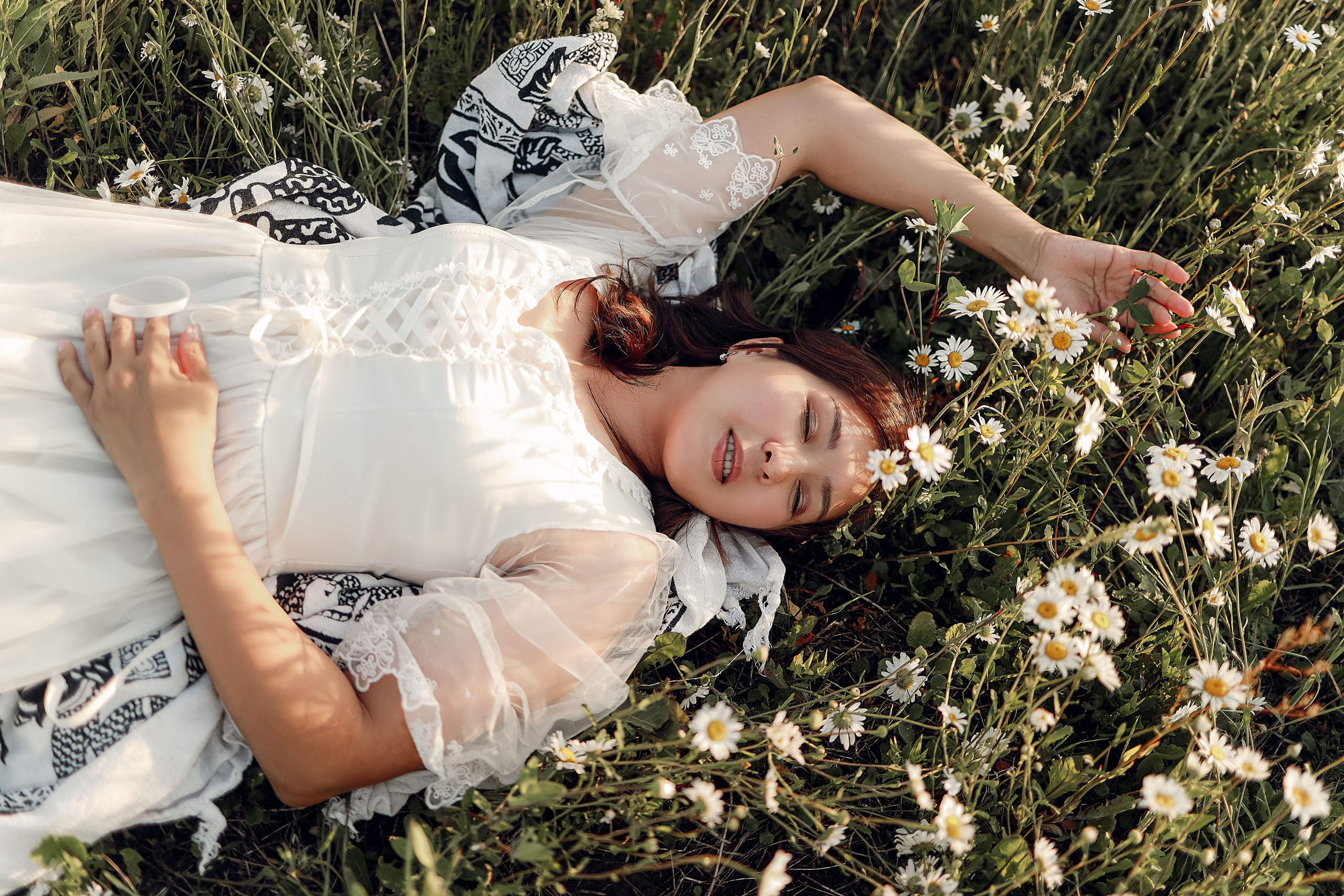 Фотосессия в ромашках. Иванова Ирина Свадебный и семейный фотограф г. Уфа