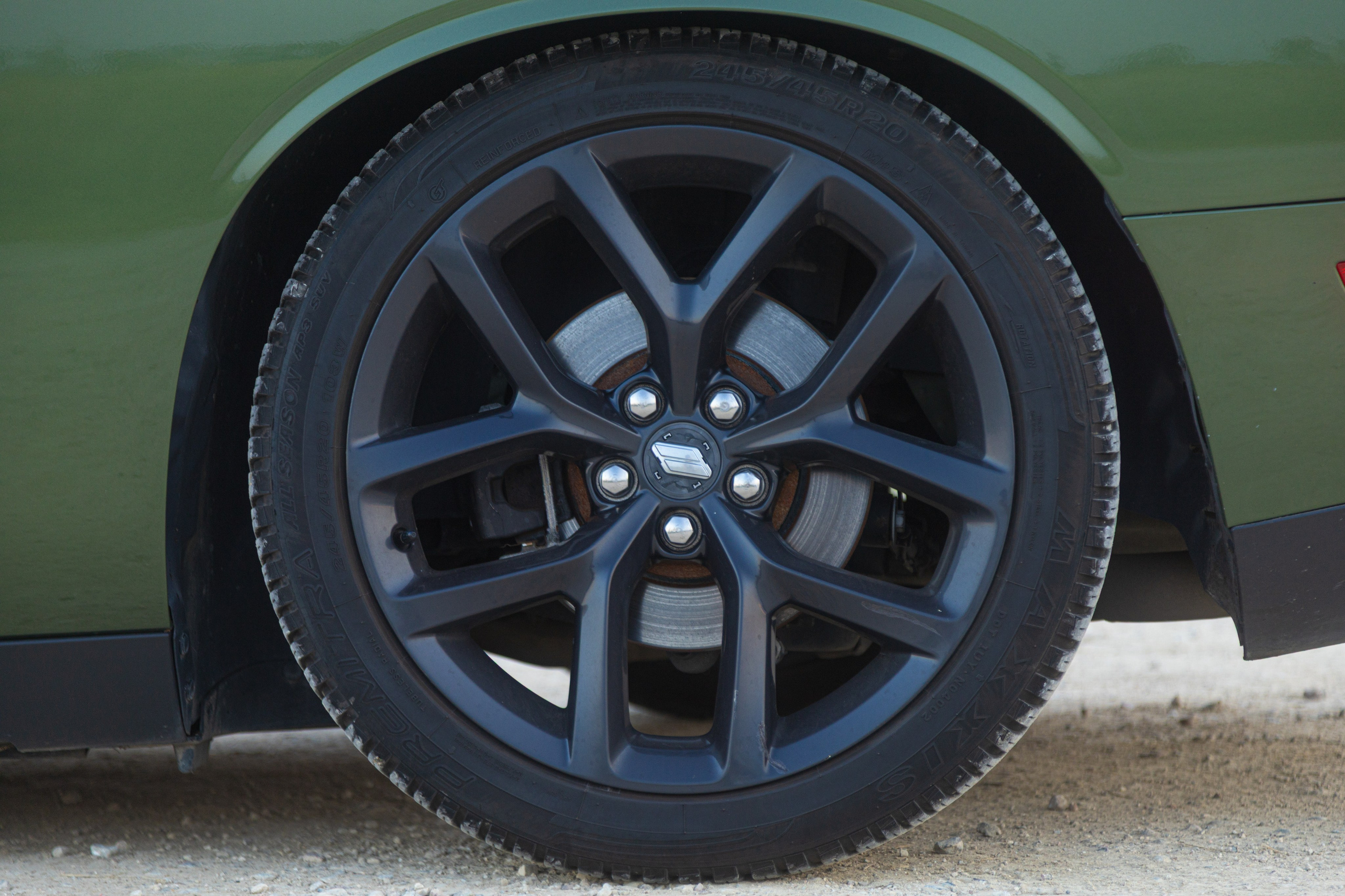 Partner Rent — Dodge Challenger. — Digital Noise —