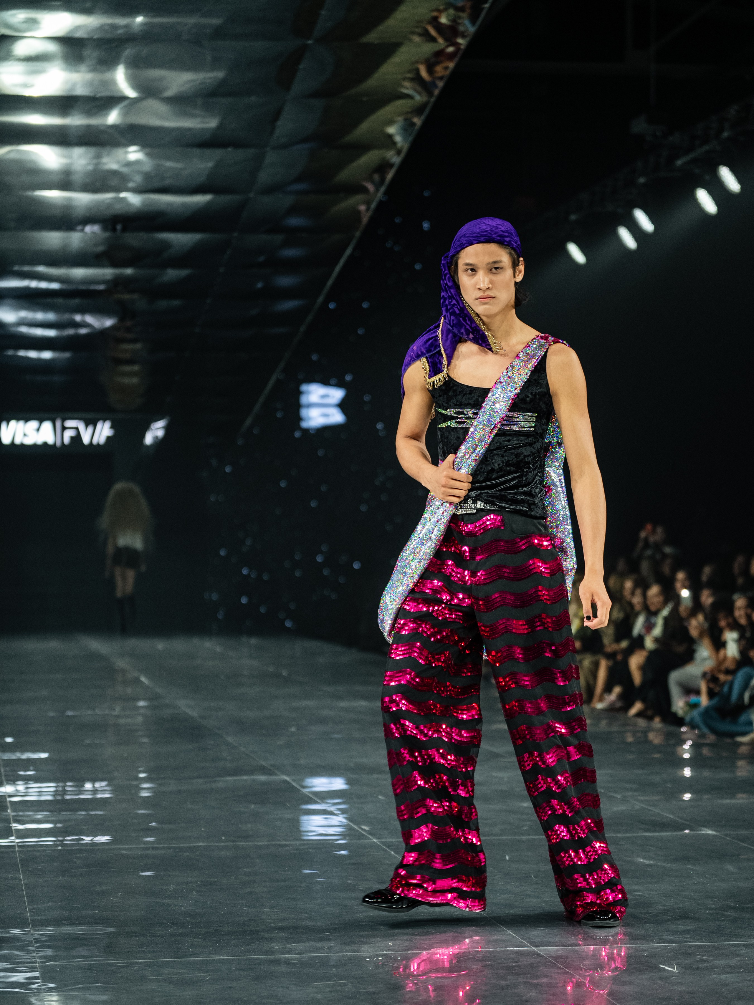 Visa Fashion Week YESYES. Сайт Алматинского НЮ АРТ, будуар и фэшн фотографа Дениса Карпенко