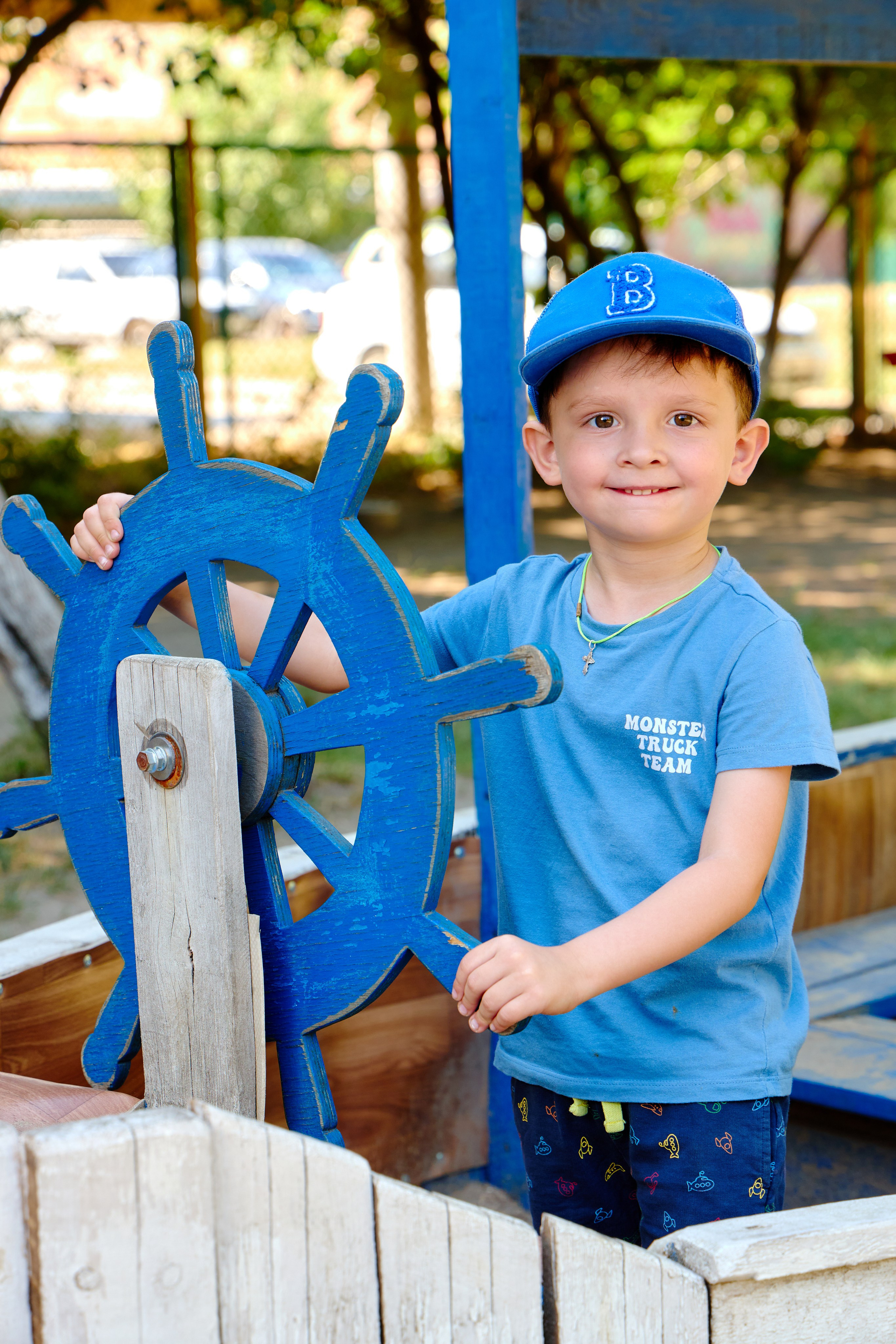 Пример летней съёмки в детском саду № 92 младшая группа Ромашки. Фотограф Выпускные альбомы Таганрог Сергей Коробченко