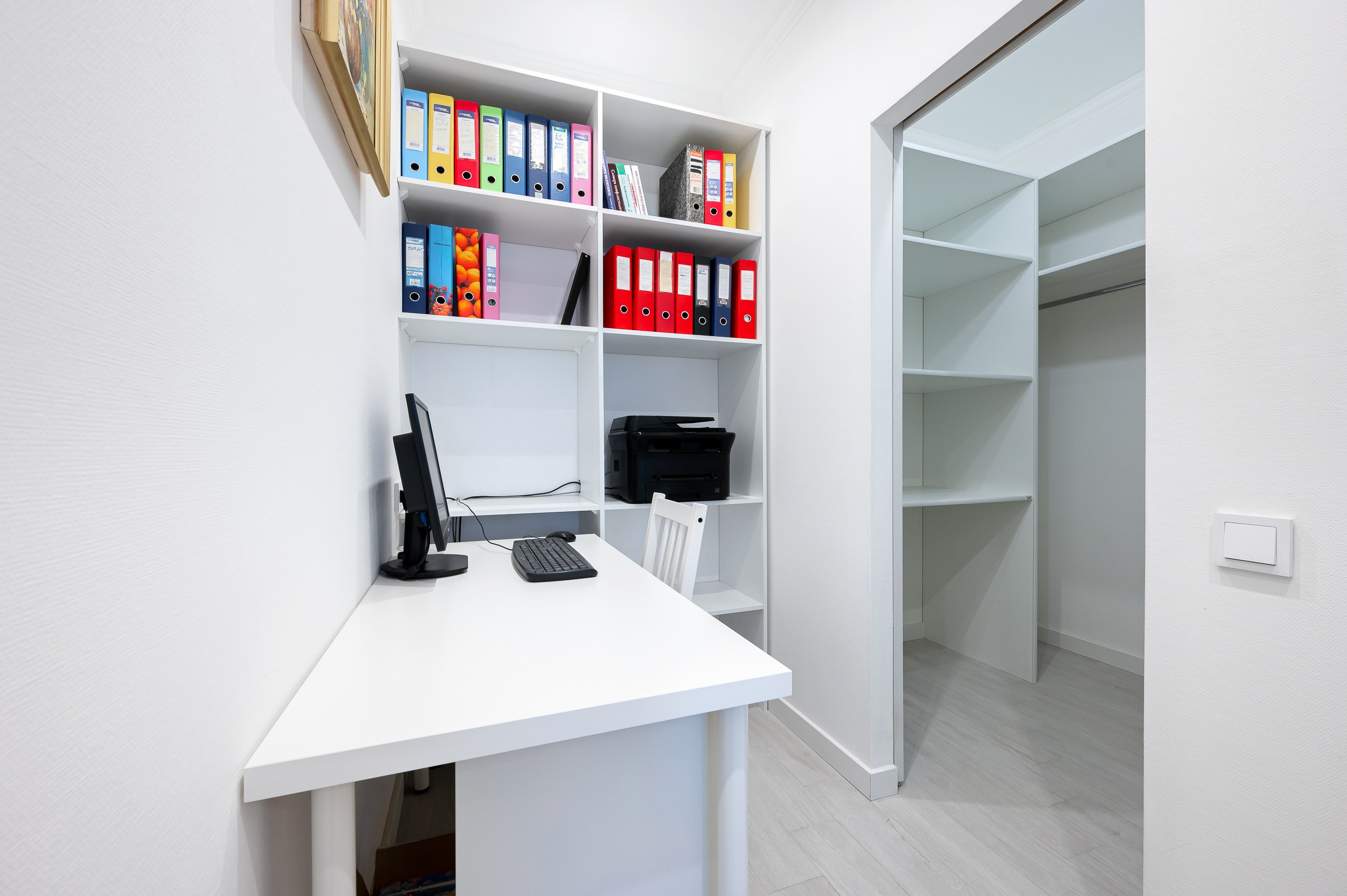 Квартира на продажу в Санкт-Петербурге. Интерьерный фотограф. Фото- видеосъемка недвижимости Санкт-Петербург