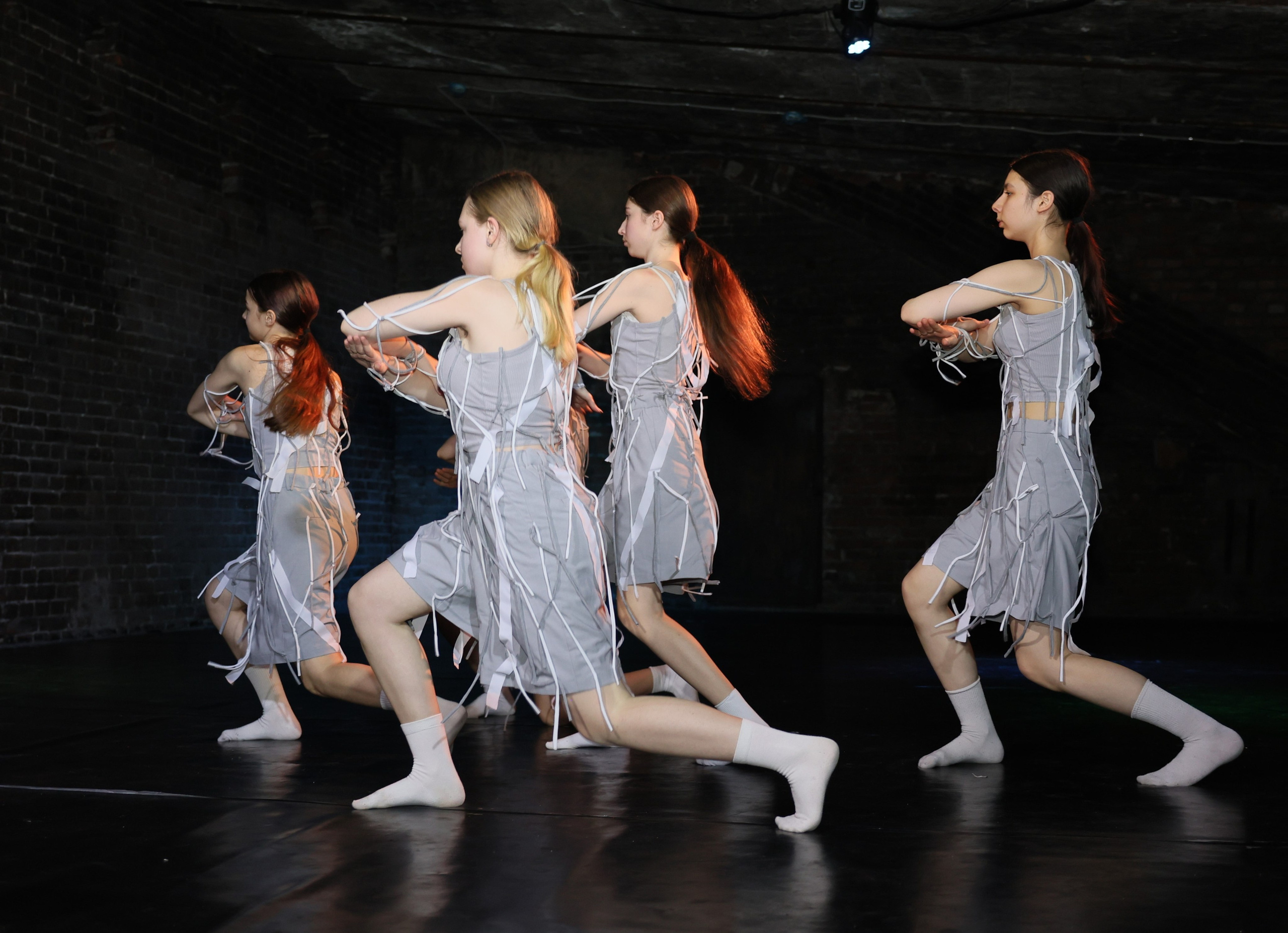 Новогодние танцы. Главная