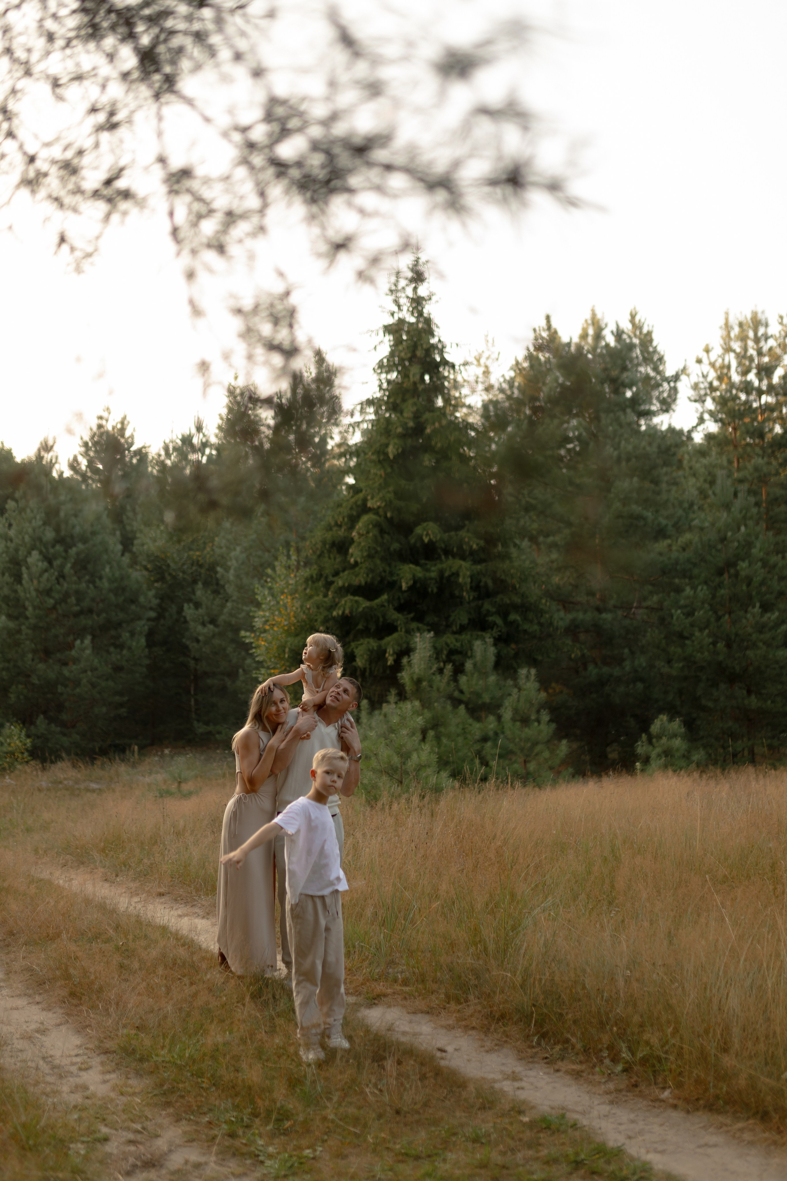 Алексей, Мария, Ваня и Варя. Фотограф Татьяна Семенова