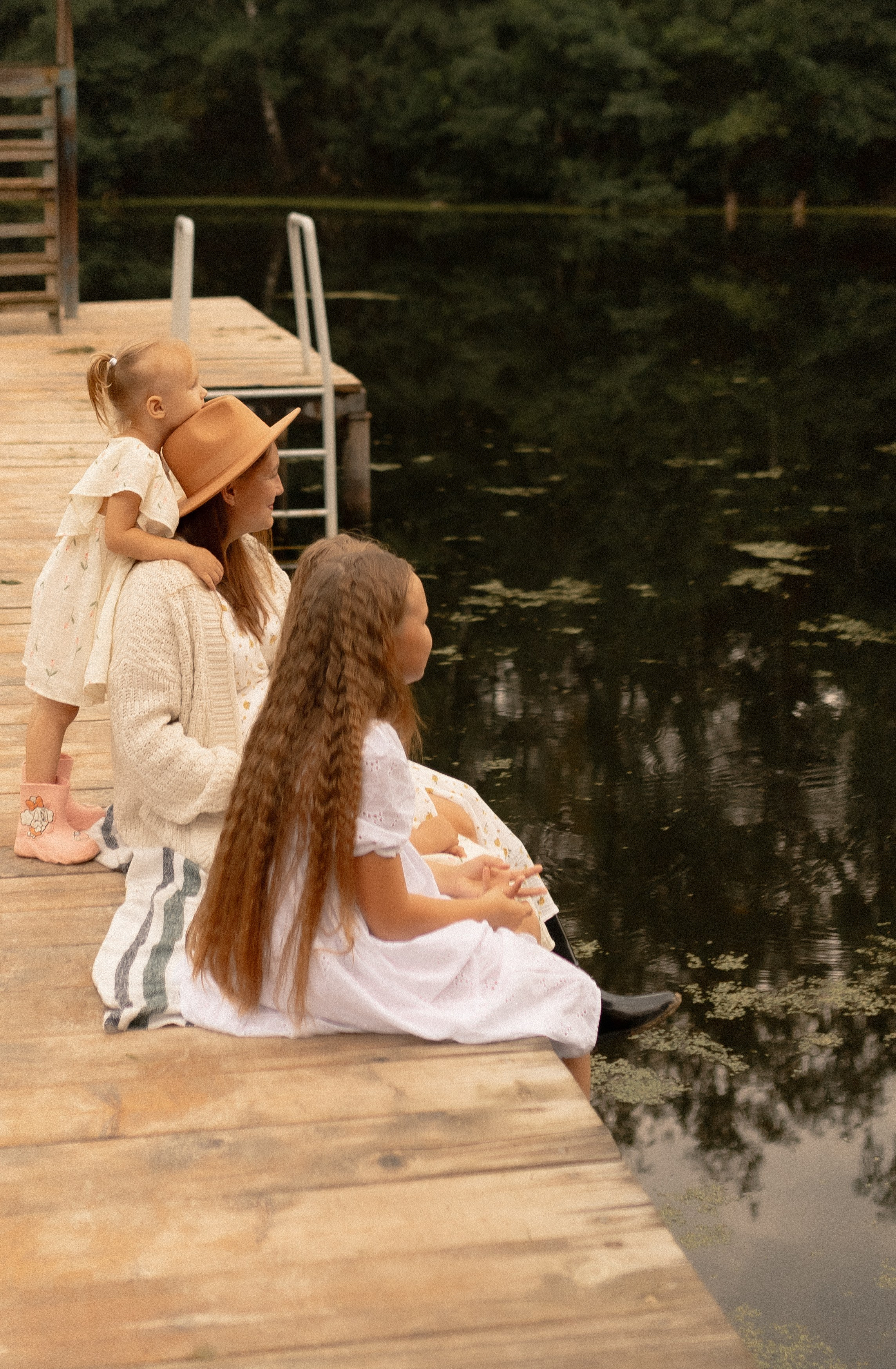 Мама Алина, Маша, Дина и Анечка. Фотограф Татьяна Семенова