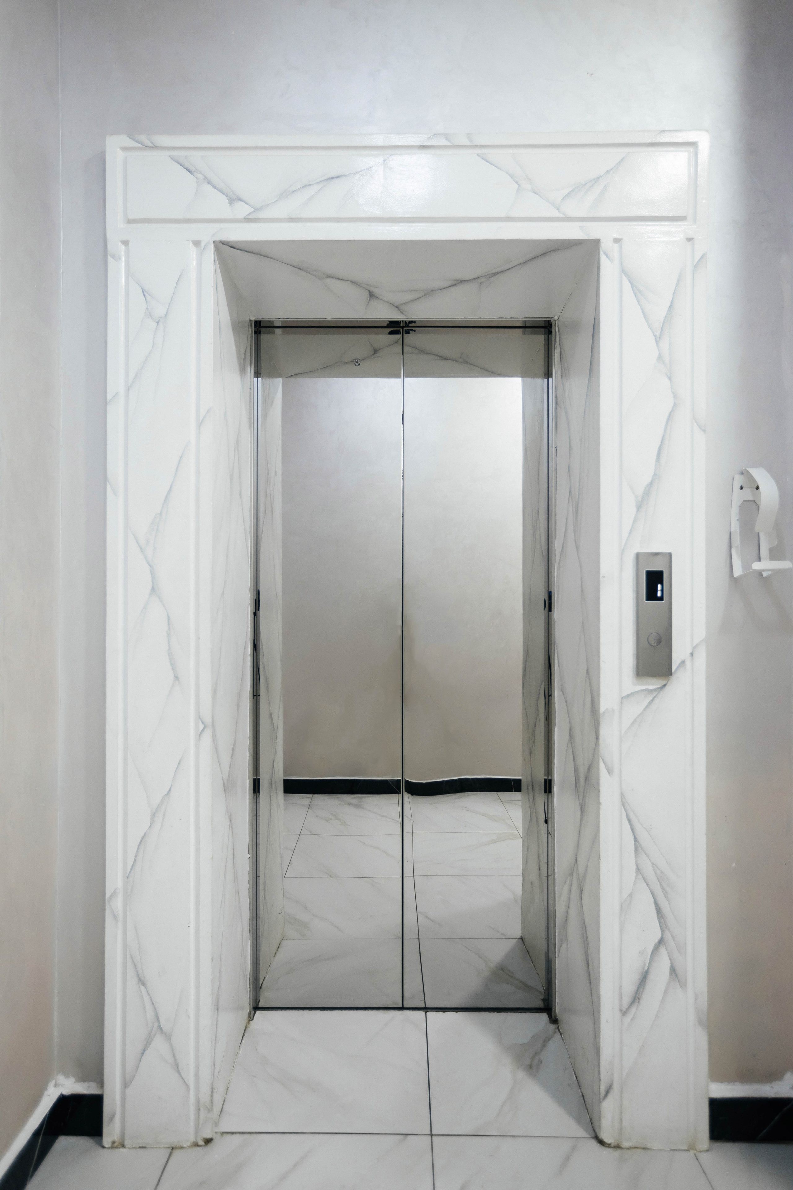 Проект 4. Lift Master. Дата: март 2023. Профессиональный фотограф в городе Астана/Алматы Даурен Сембаев