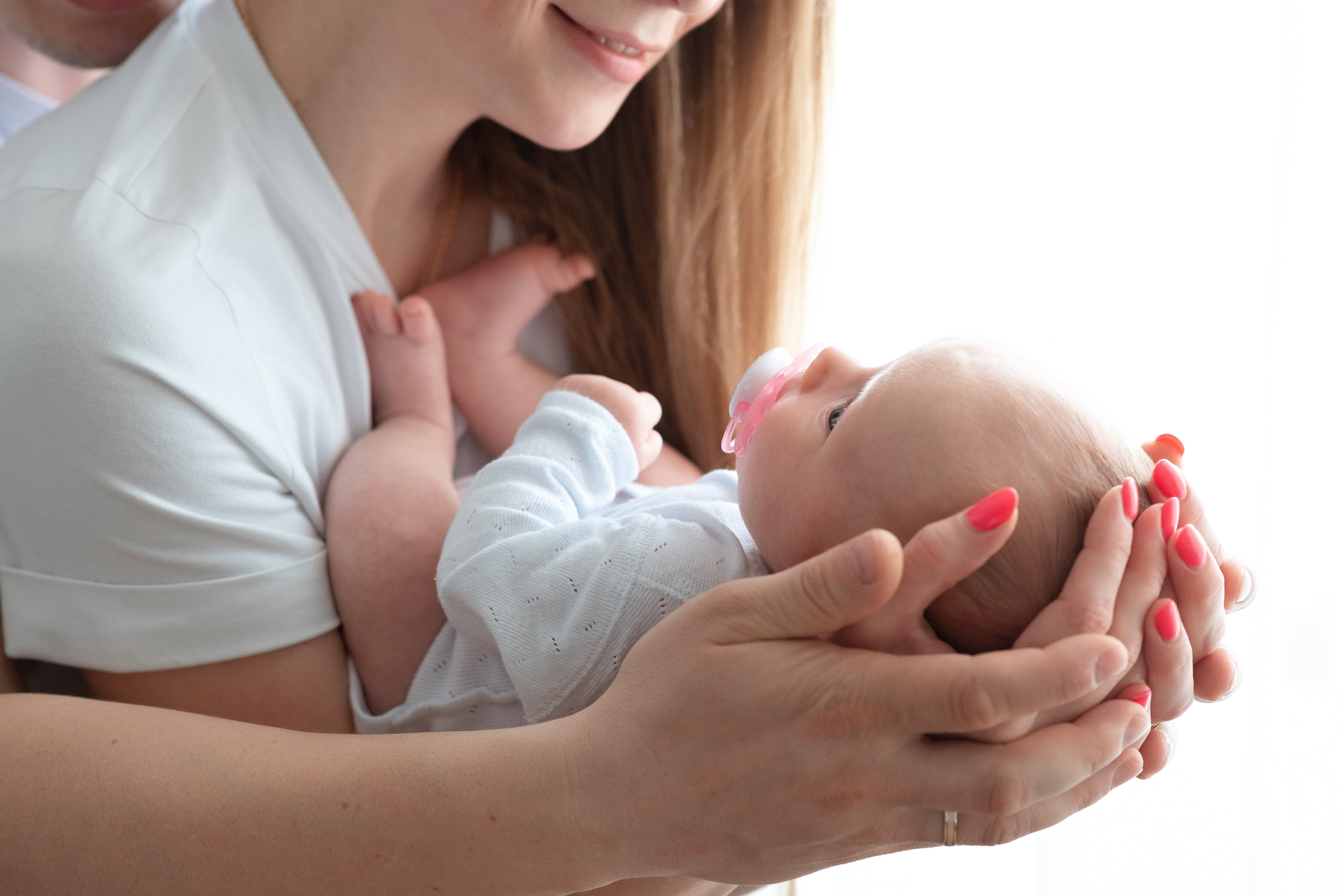 Маленькая Машенька. Семейный фотограф на выписку из роддома и крещение Минск Настя Гришук