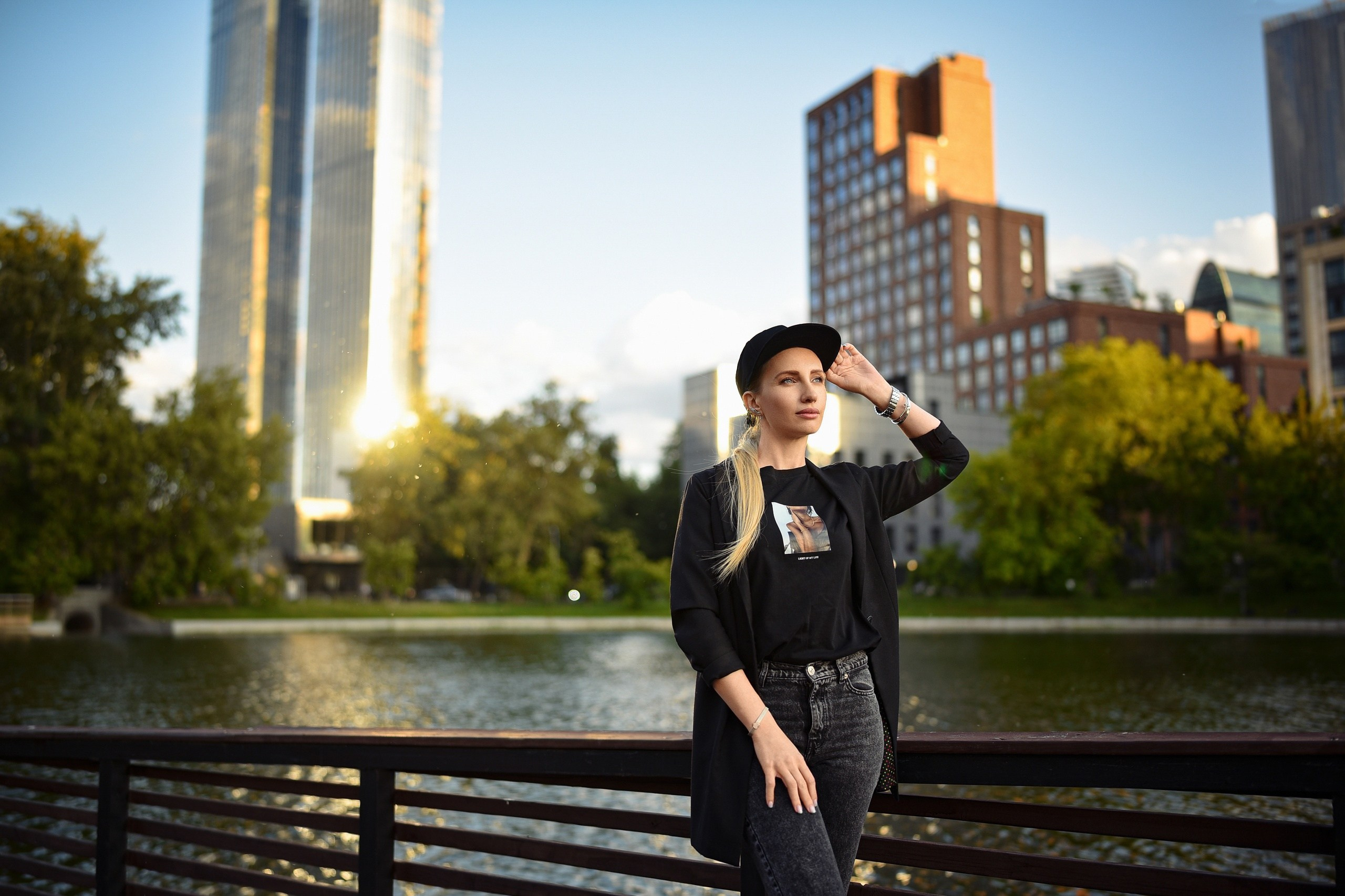 Фотосессия в «Нью Йорке». Компания и фотошкола по созданию контента в Москве