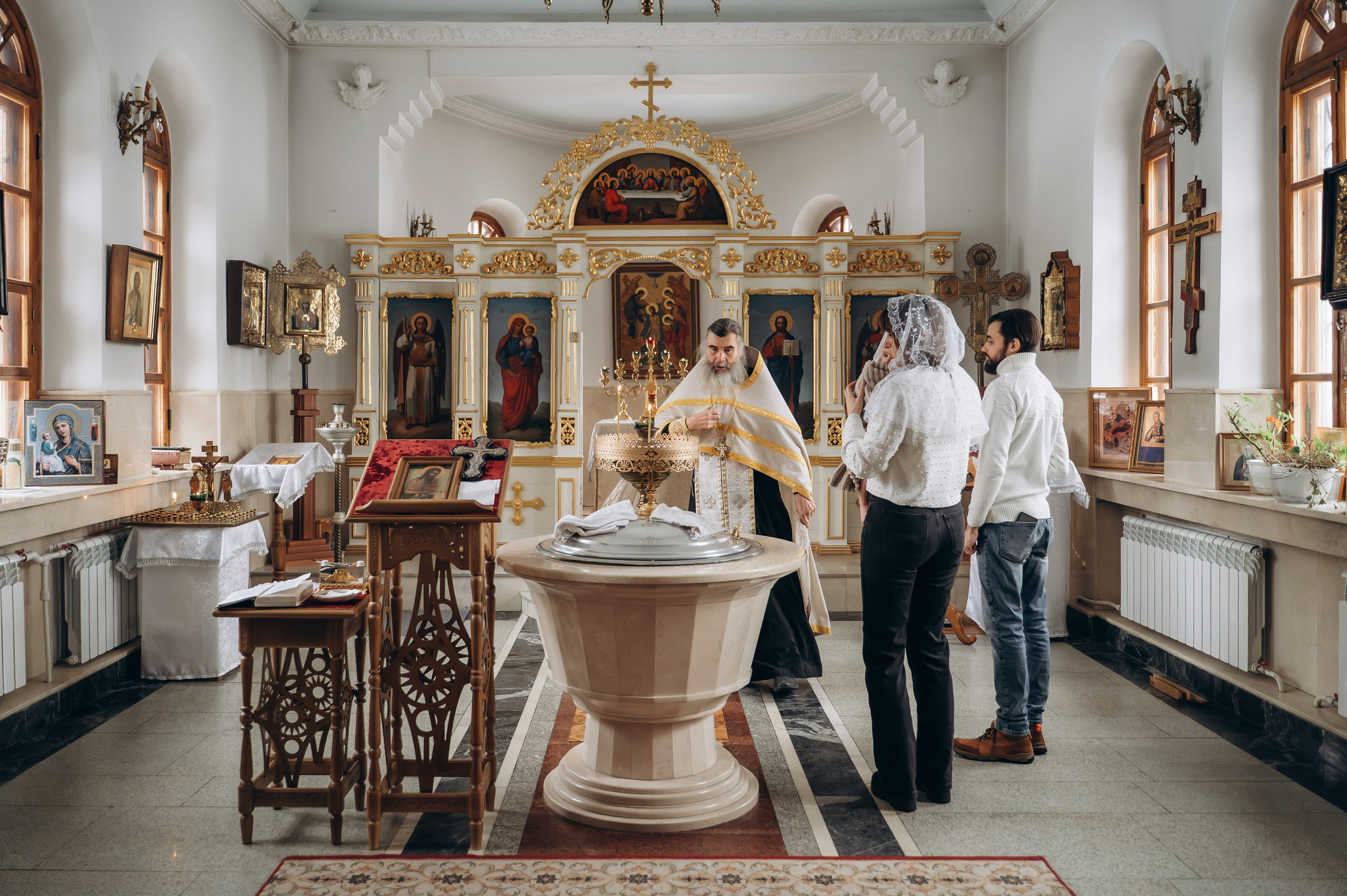 Крещение Михаила (Храм Марии Магдалины) частичная конф. Семейный фотограф в Минске Дарья Дреко