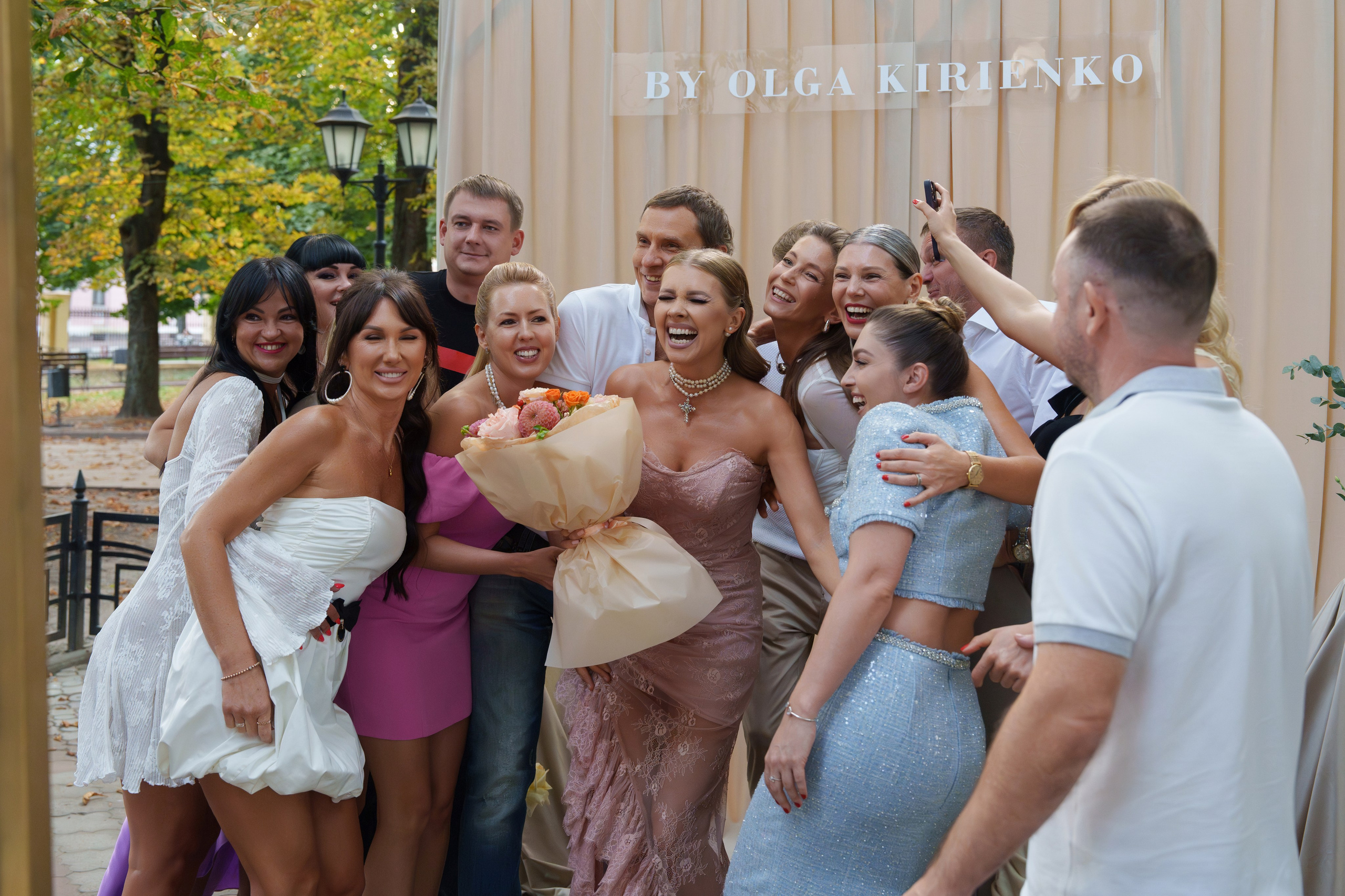 BY OLGA KIRIENKO. Свадебный и репортажный фотограф Элина Козырьянова