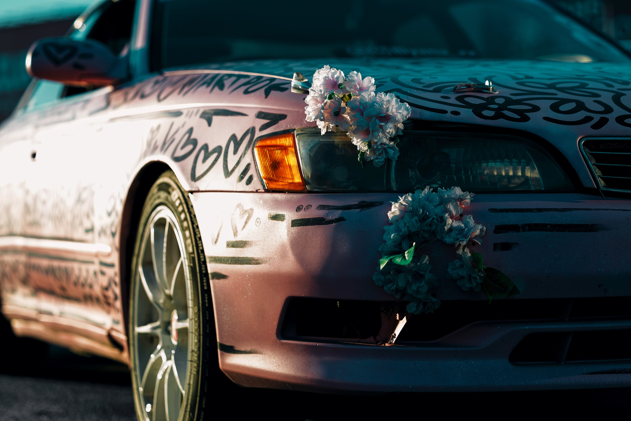 Фотографии закрытия сезона 2025 VibeSide — дрифт и автошоу у МЕГА Дыбенко, Санкт-Петербург