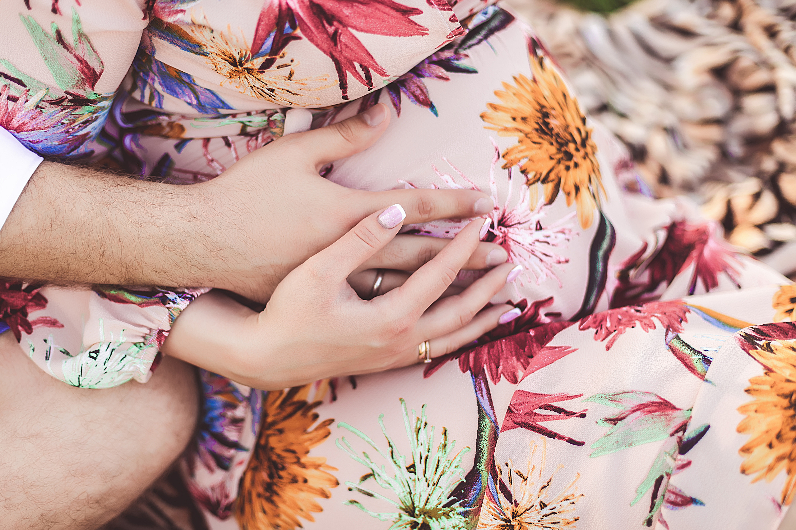 Семейная фотосессия в поле. Свадебный фотограф в Москве