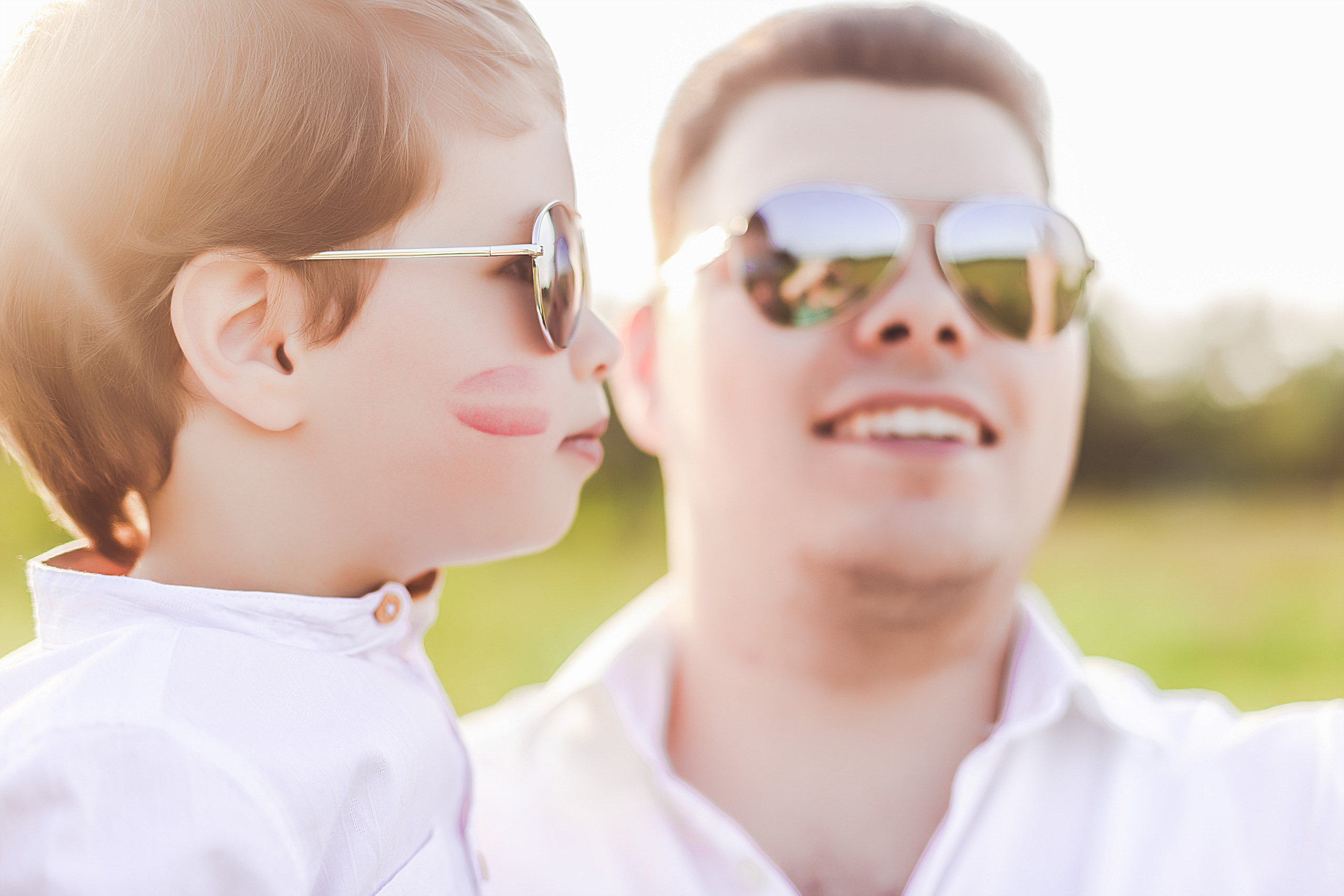 Семейная фотосессия в поле. Свадебный фотограф в Москве
