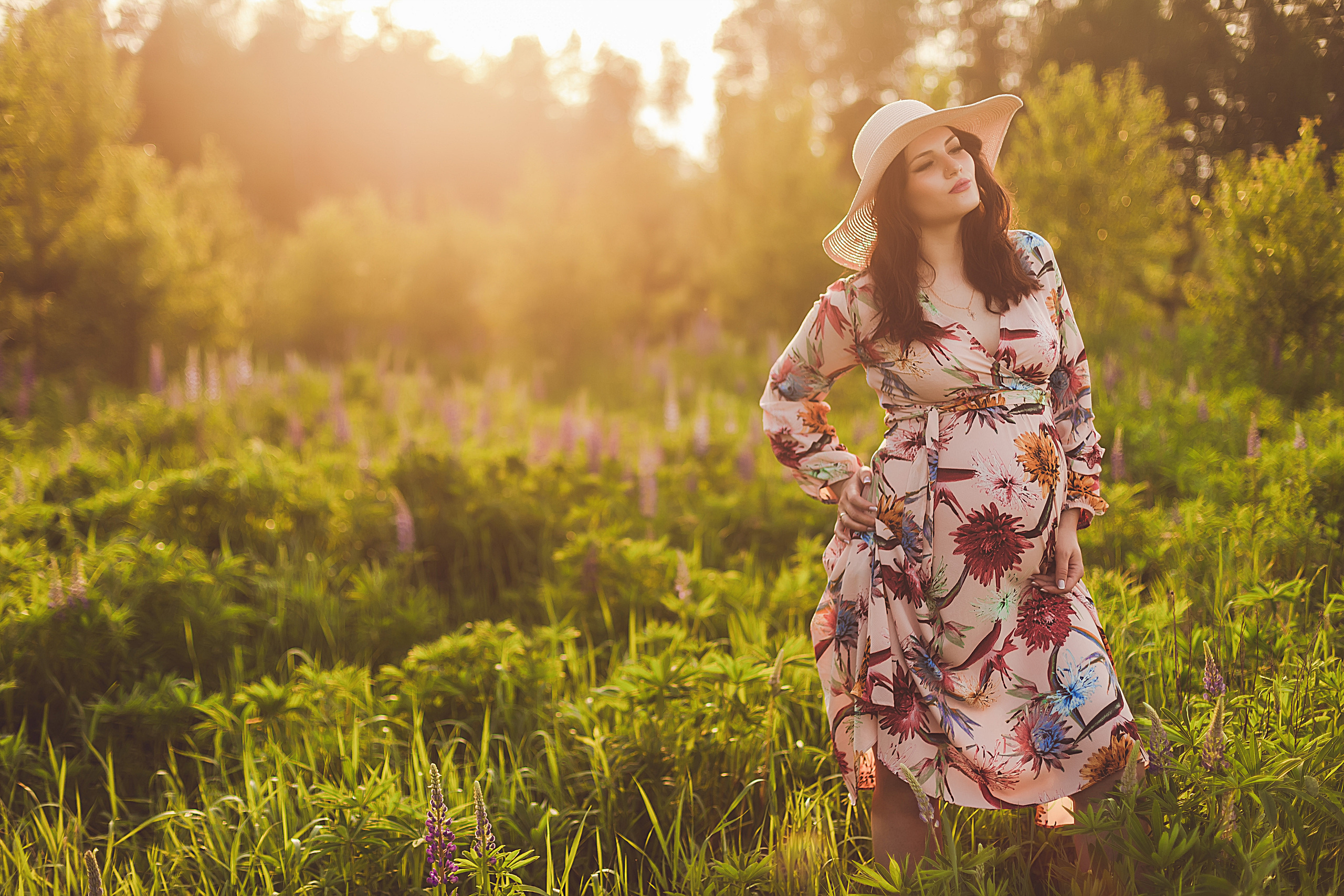 Семейная фотосессия в поле. Свадебный фотограф в Москве