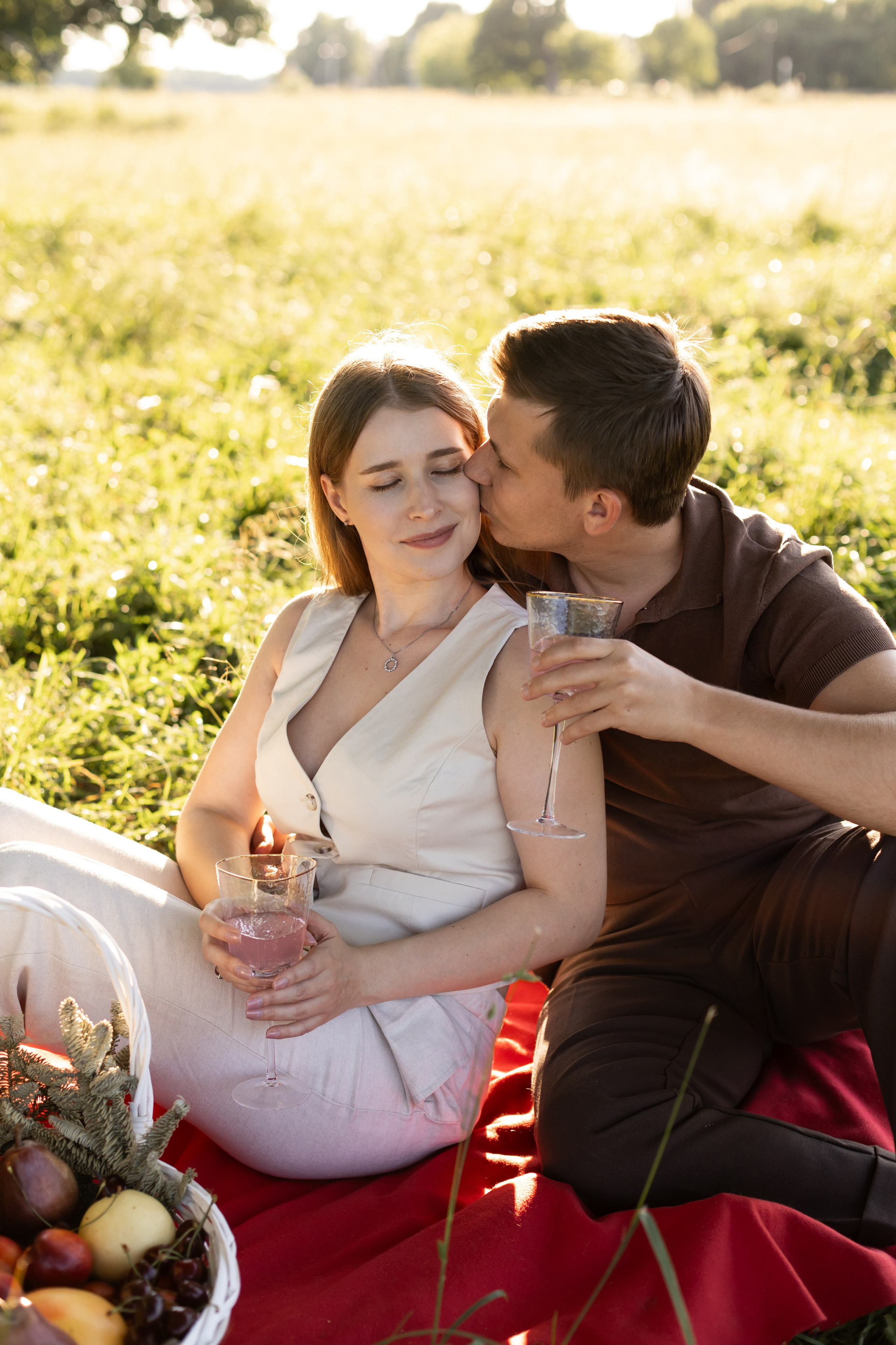 Love story Артем и Катя _ лето 2026. Свадебные фотограф в Казани от Студии FrameLife