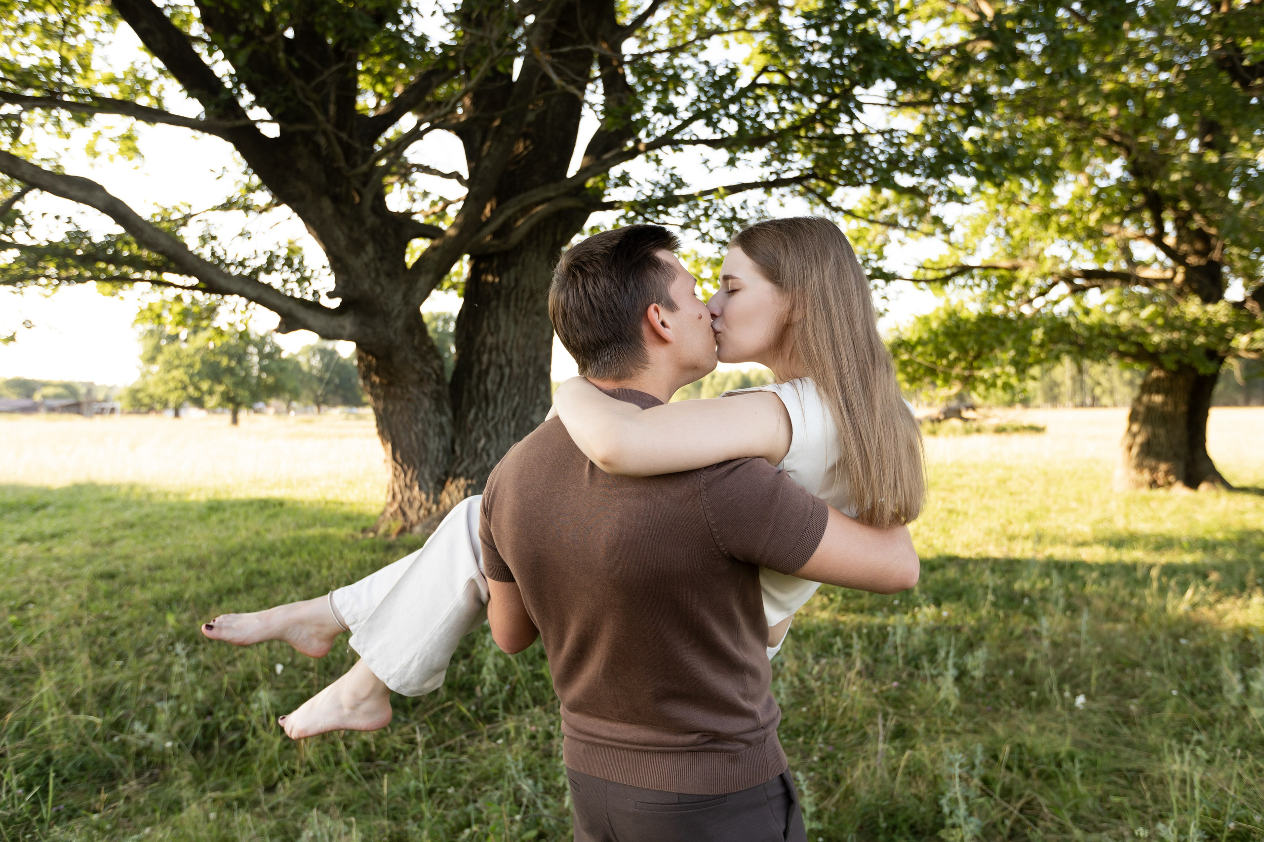 Love story Артем и Катя _ лето 2026. Свадебные фотограф в Казани от Студии FrameLife