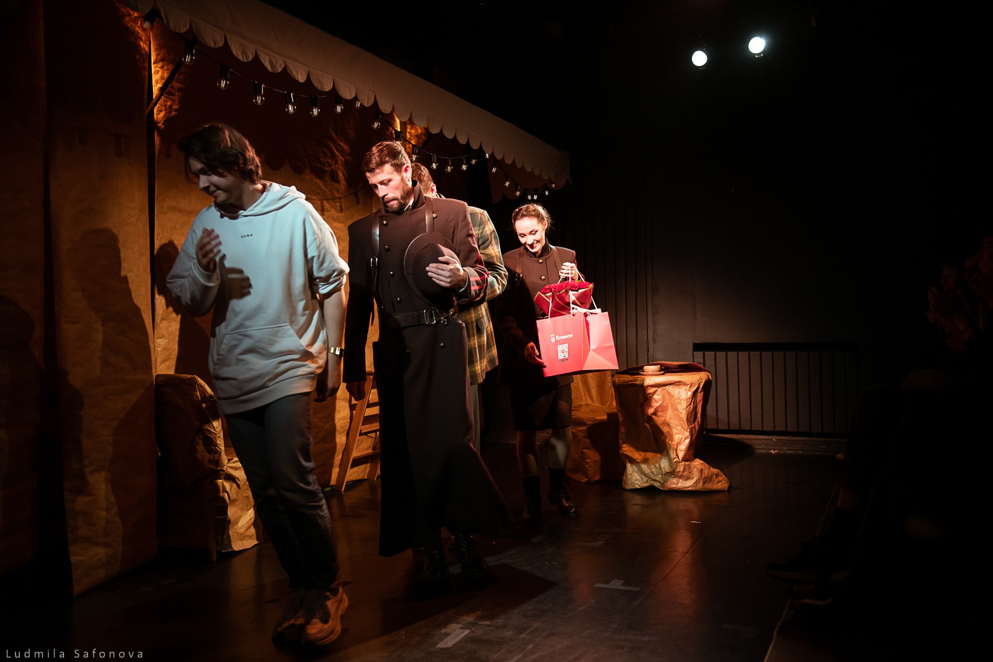 Коричневое утро. РАМТ. Lucytheatre