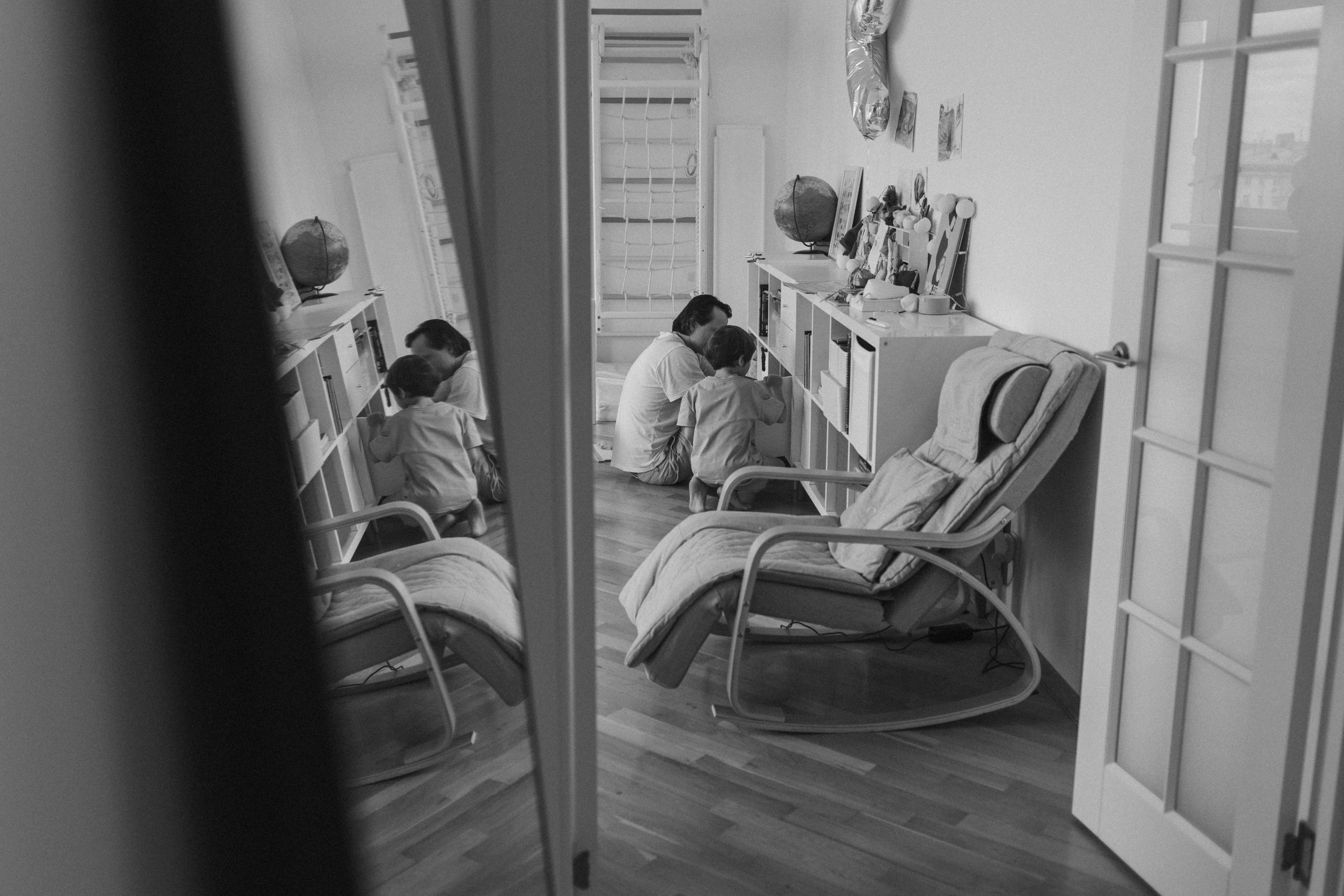 Катя, Паша, Валера и Родион ждут братика. Семейный фотограф в Москве